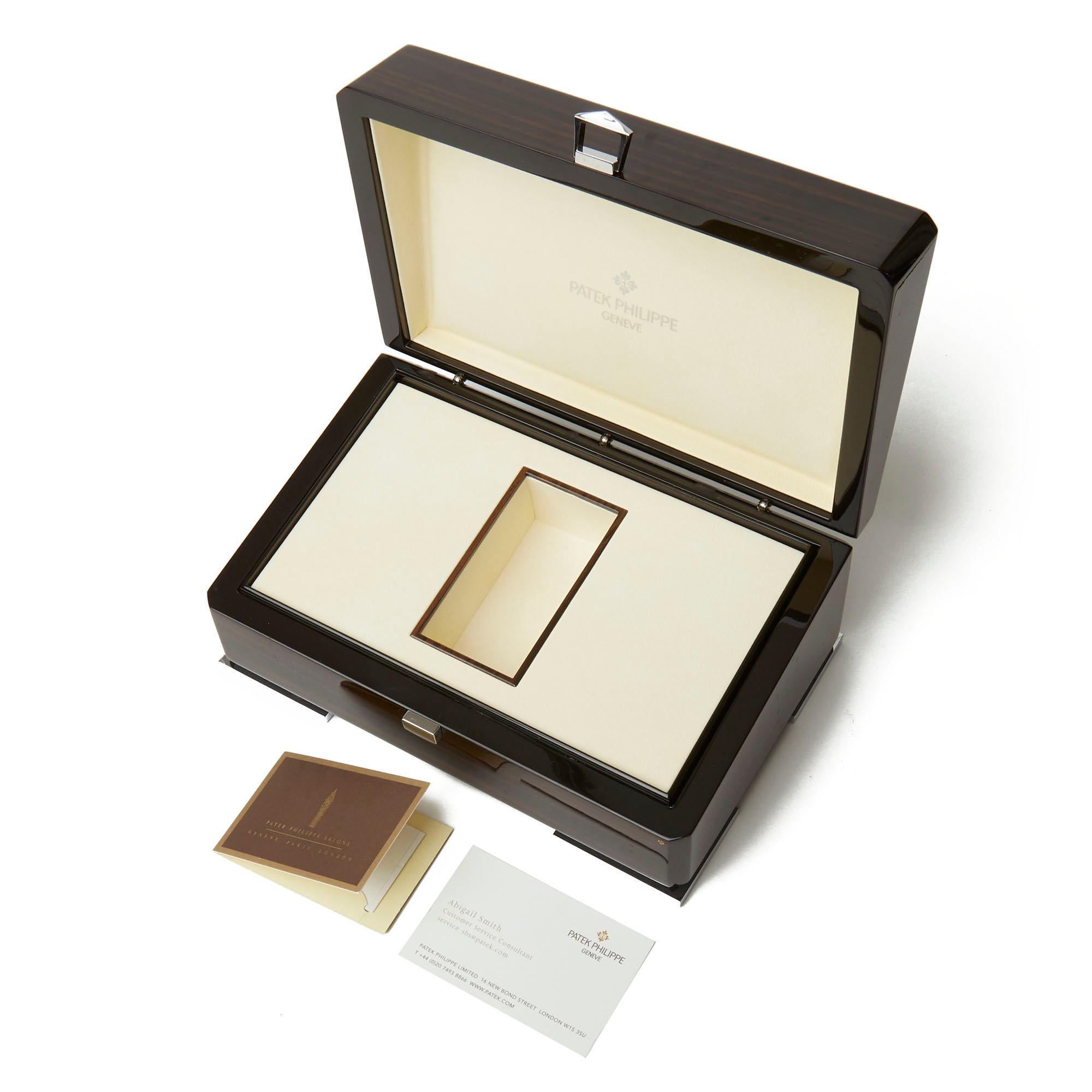 Patek Philippe Nautilus Stainless Steel 5712 Wristwatch 1