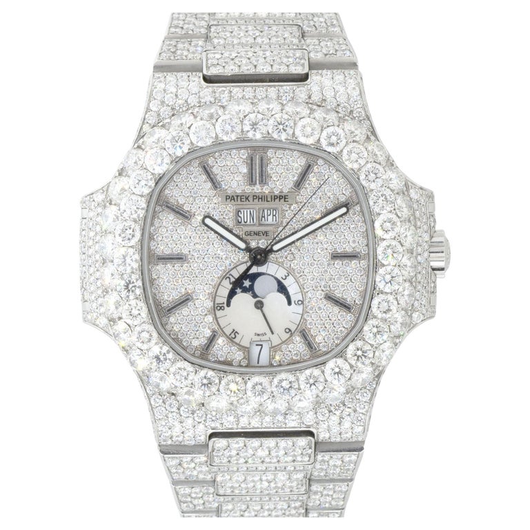 Patek Philippe Montre Nautilus en acier inoxydable avec cadran