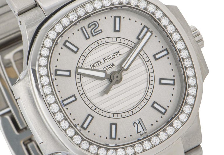 Patek Philippe Nautilus Stainless Steel Diamond Set 7008/1A-011 In Excellent Condition For Sale In London, GB