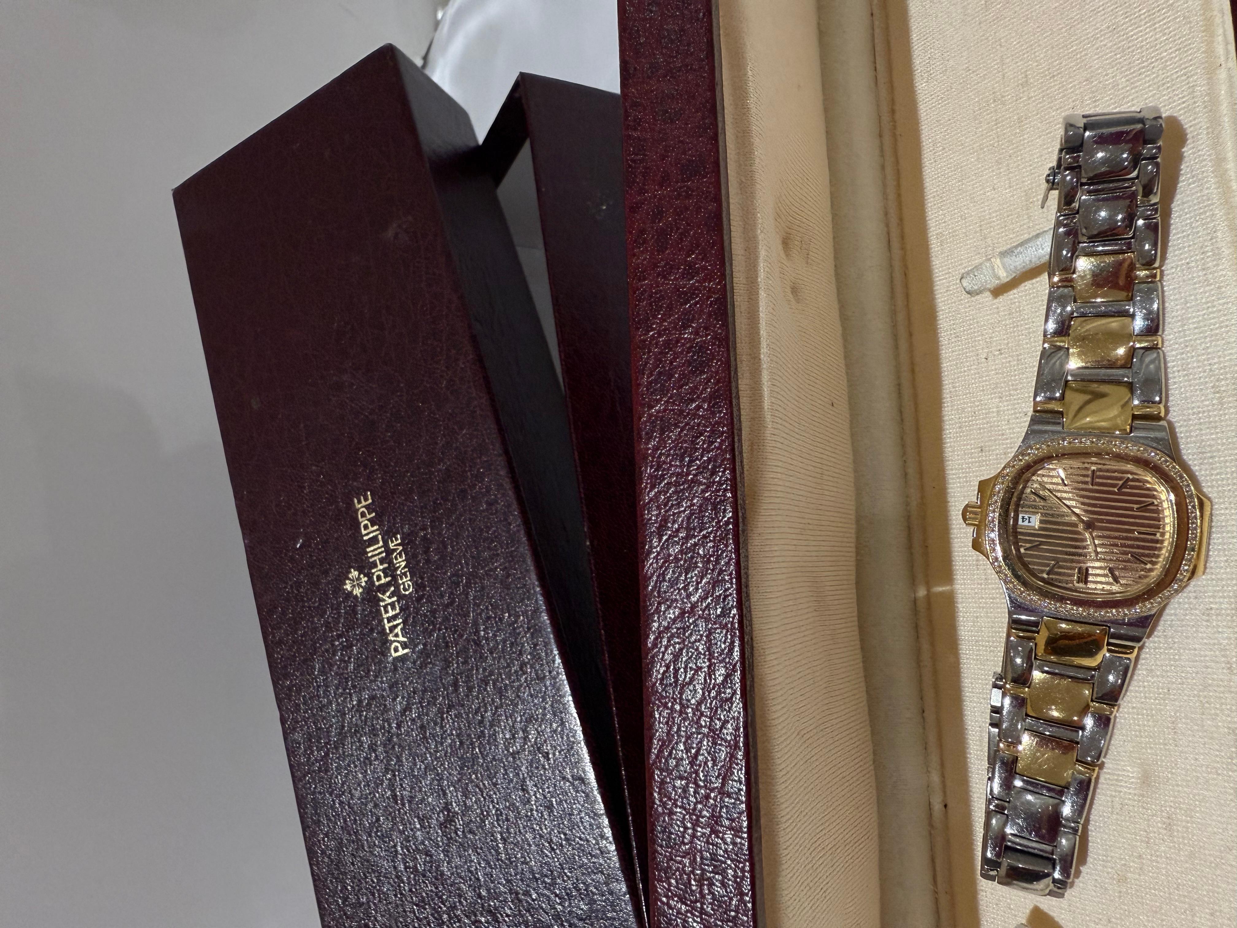 PATEK PHILIPPE Nautilus Vintage watch steel/yellow gold and diamonds For Sale 5