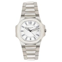 Patek Philippe Nautilus Watch 7011/1G-001