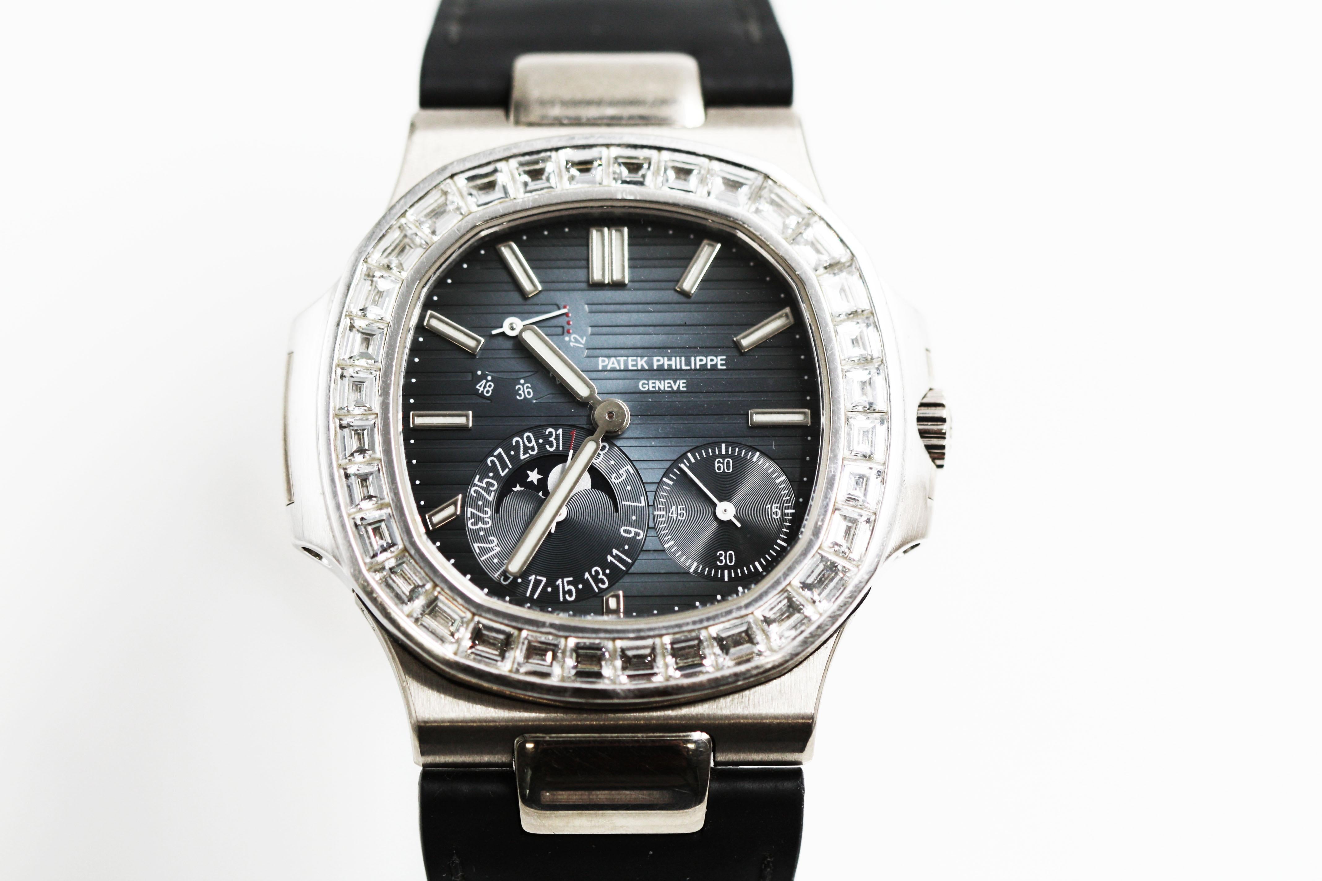 Patek Philippe Nautilus White Gold Diamonds Automatic Watch In Excellent Condition For Sale In New York, NY