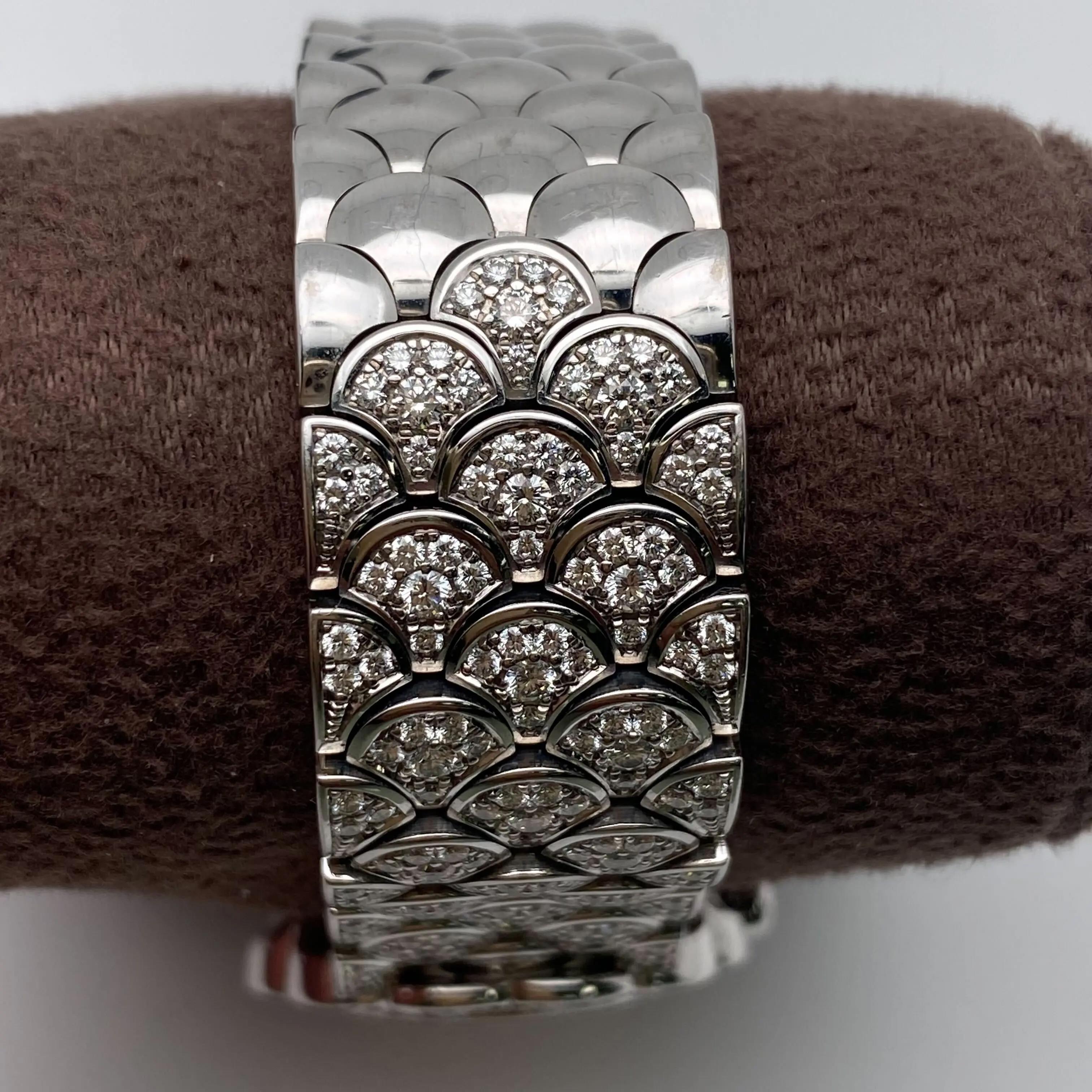 Patek Philippe Neptune 25 mm, oro bianco 18 carati, quadrante con diamanti 4872/3G-001 in vendita 5