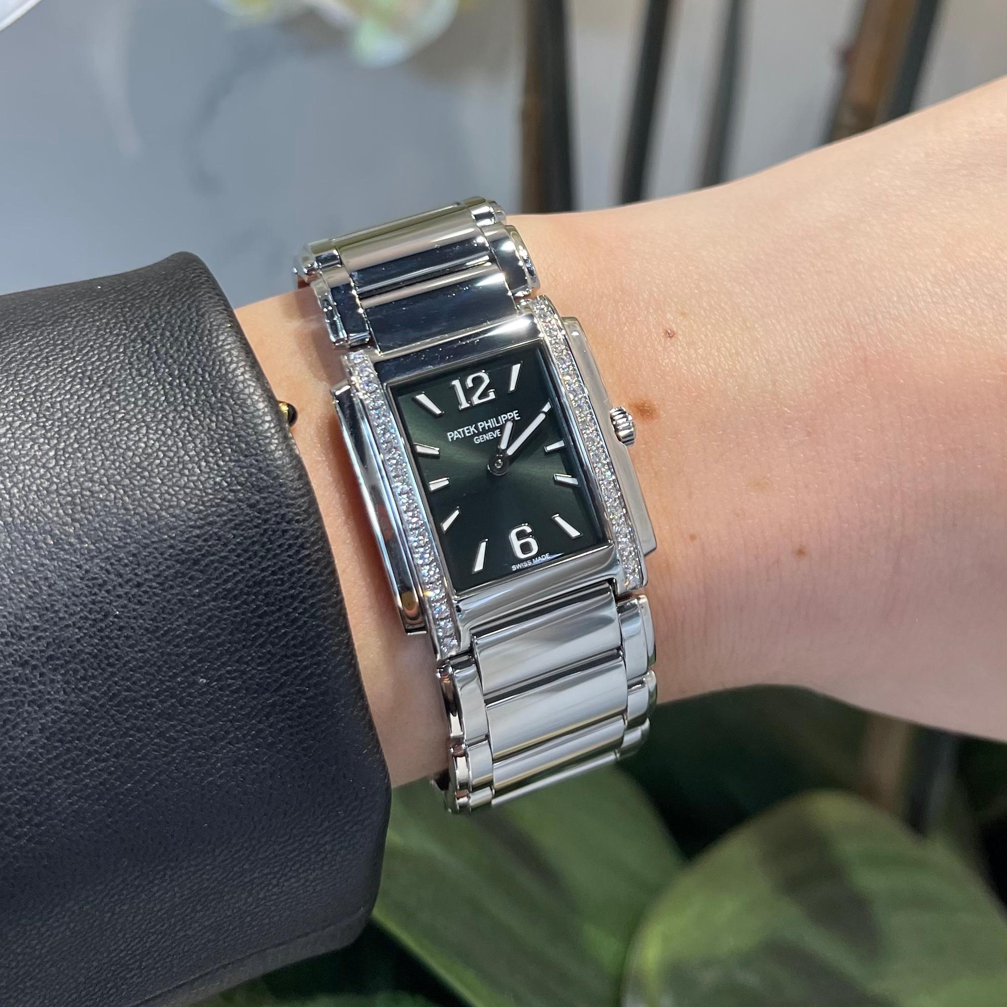 patek smoke green
