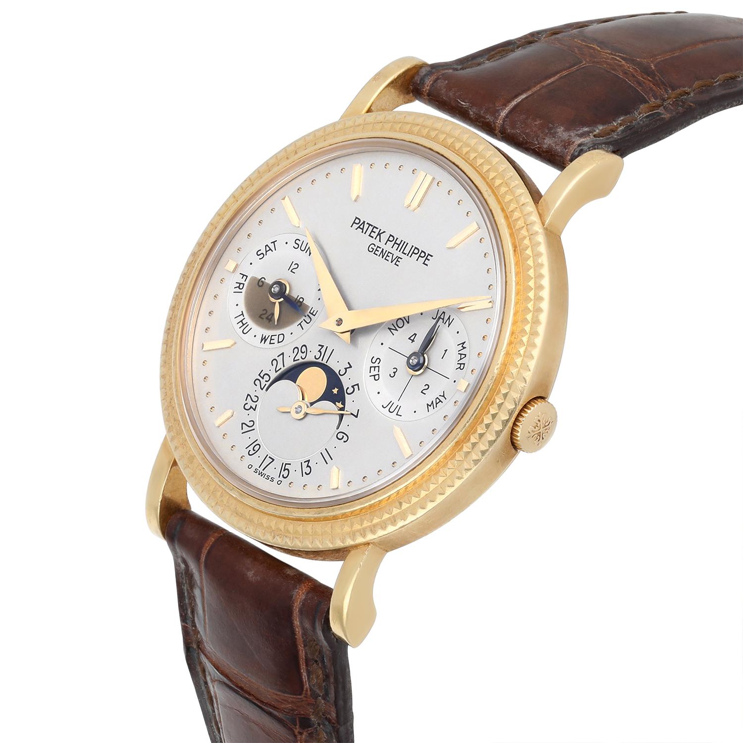 Patek Philippe Perpetual Calendar 18k Yellow Gold Watch 5039J Complete 2005 For Sale 1