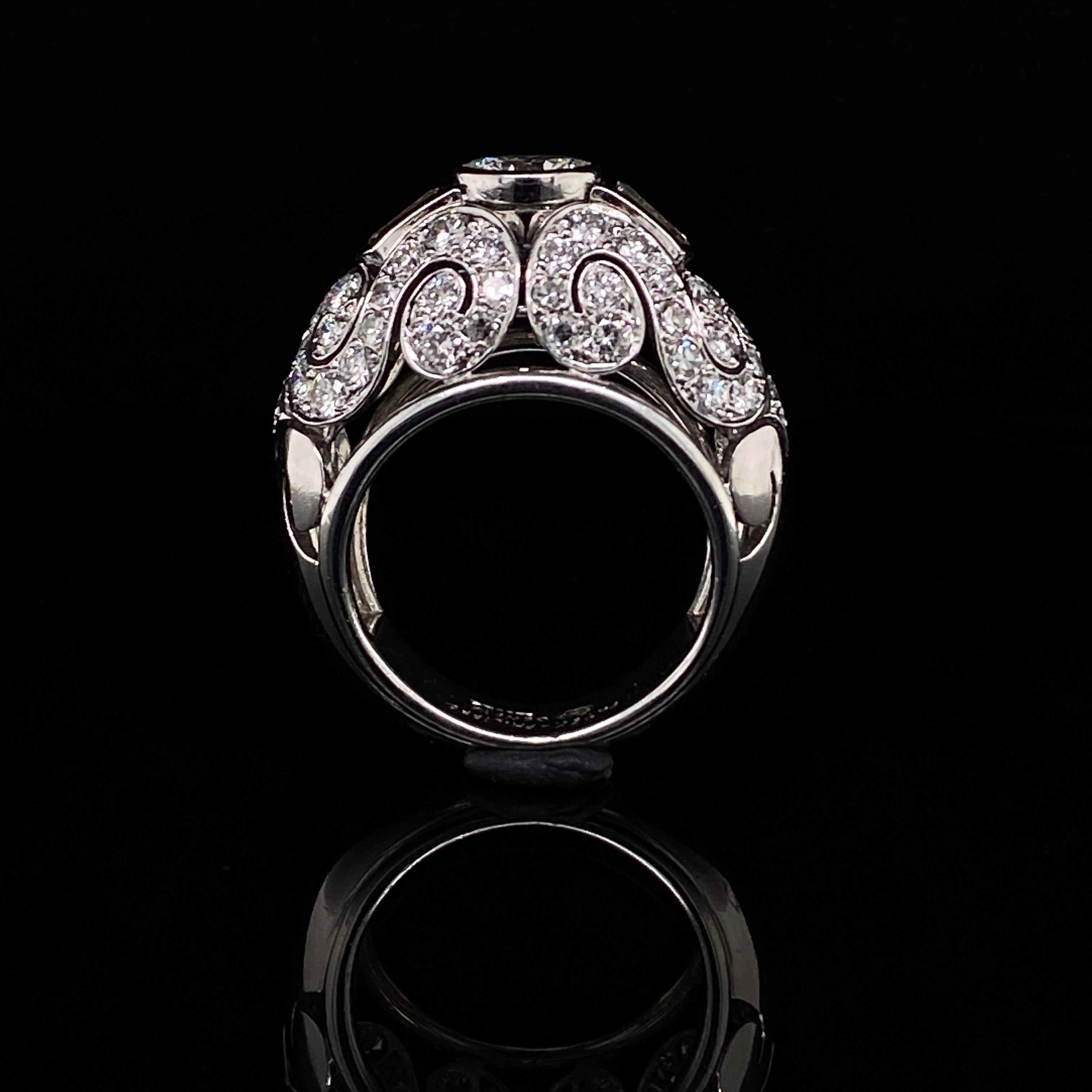 Patek Philippe Platinum Diamond Cocktail Ring In Good Condition For Sale In London, GB