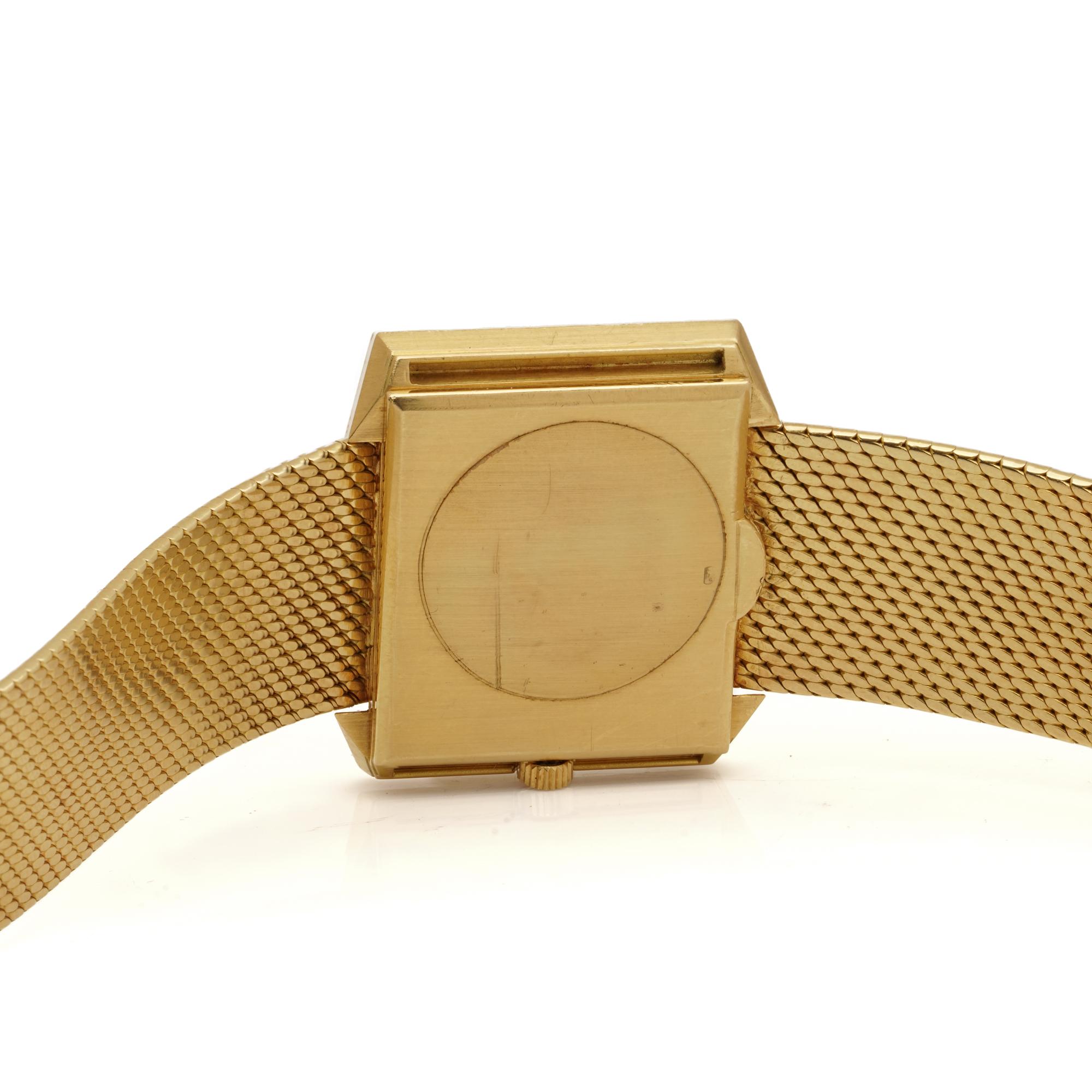 Patek Philippe Ref. 3506 Vintage Yellow Gold Automatic Watch For Sale 4