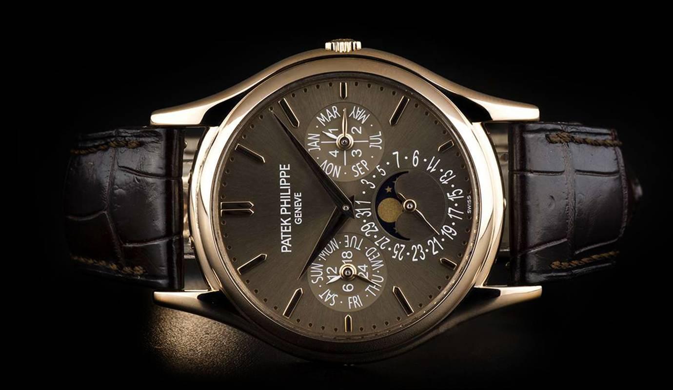 Patek Philippe Rose Gold Perpetual Calendar Ultra Thin Automatic Wristwatch In Excellent Condition In London, GB