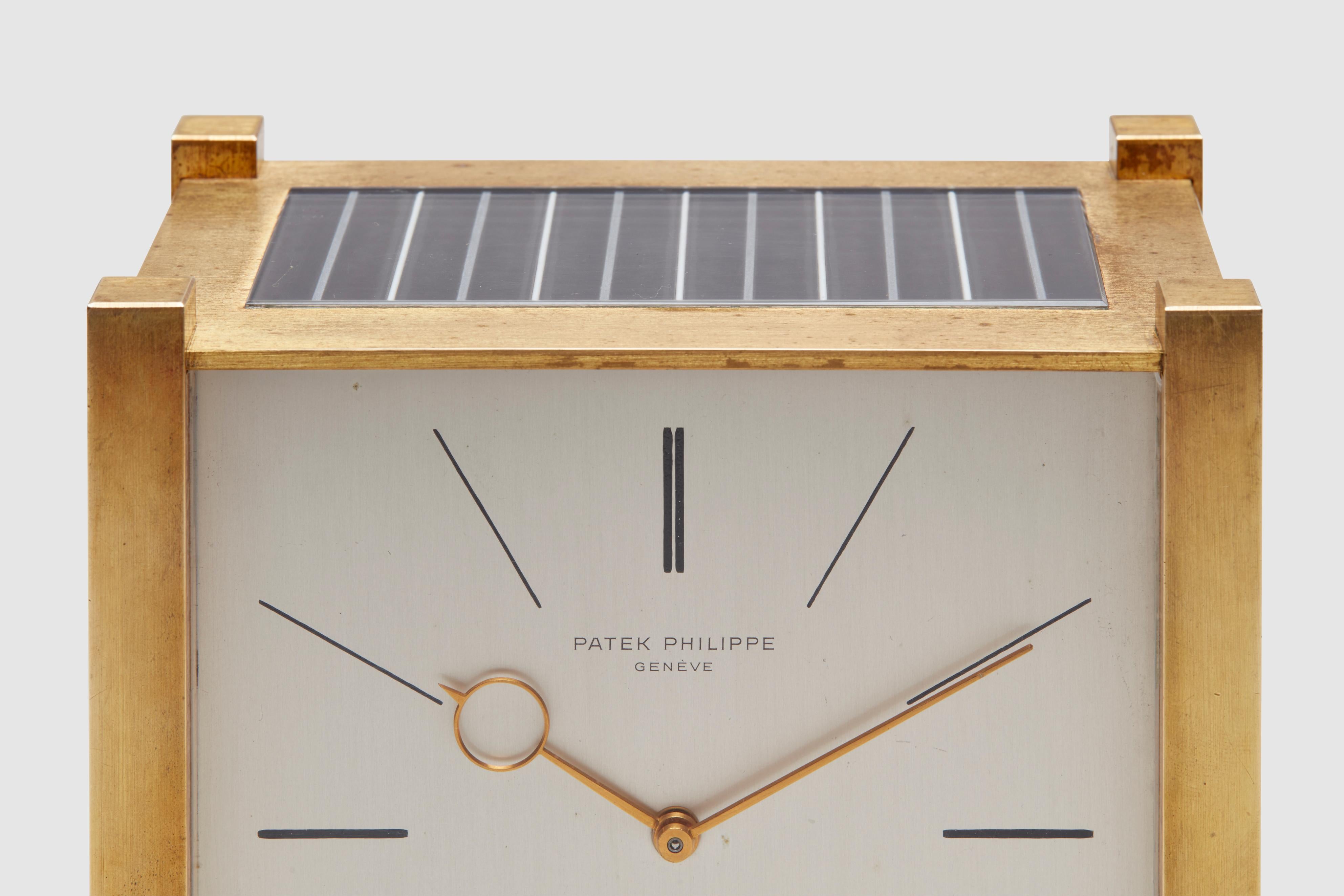 solar mantel clock