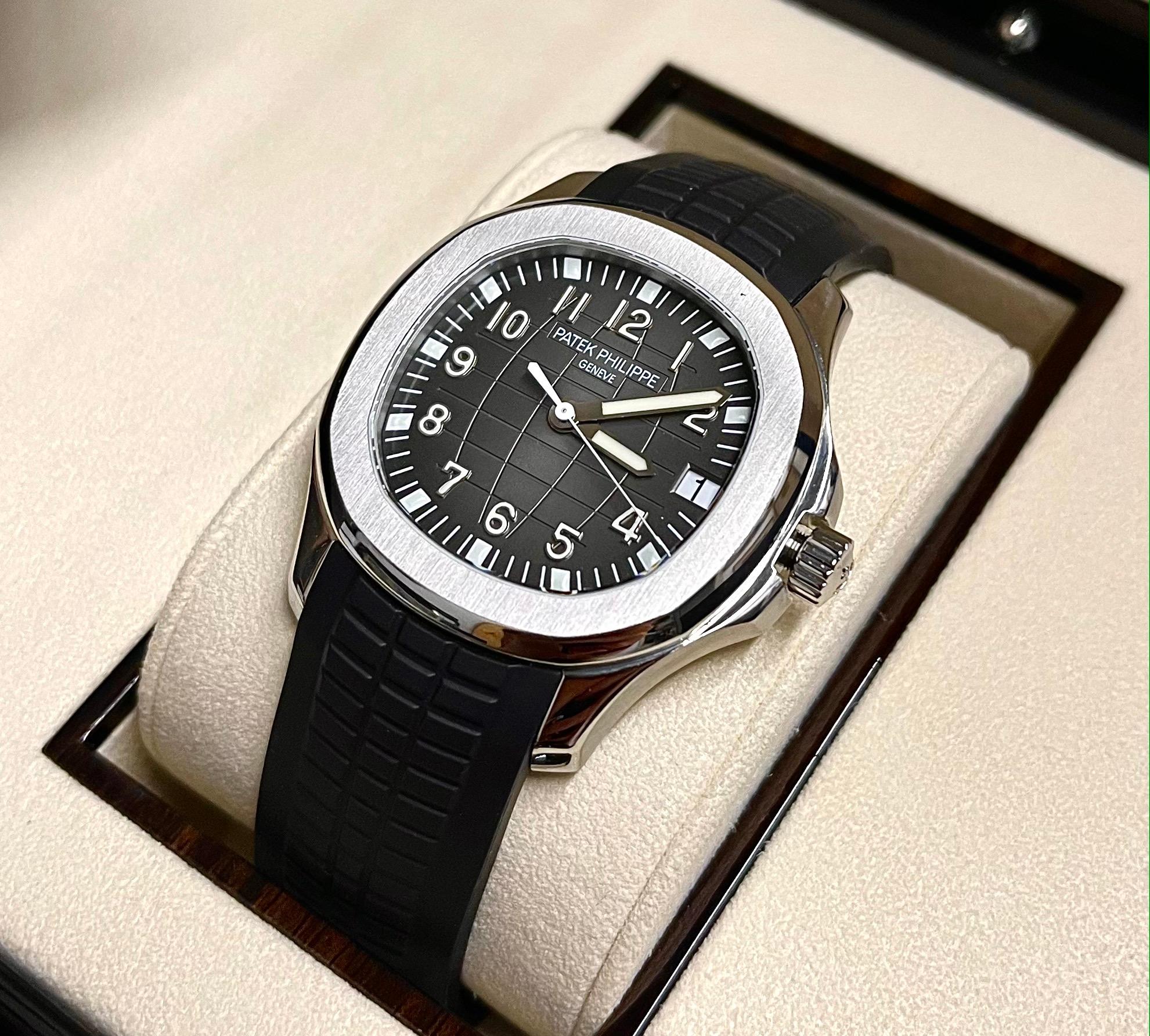 PATEK PHILIPPE REF # 5165_001 TIFFANY'S COBRANDED AQUANAUT AUTOMATIC WATCH

ITEM DESCRIPTION: 
One Patek Philippe Tiffany cobranded Aquanaut watch. The joy of wearing a piece of art on your wrist is within reach when you grab this incredible Patek