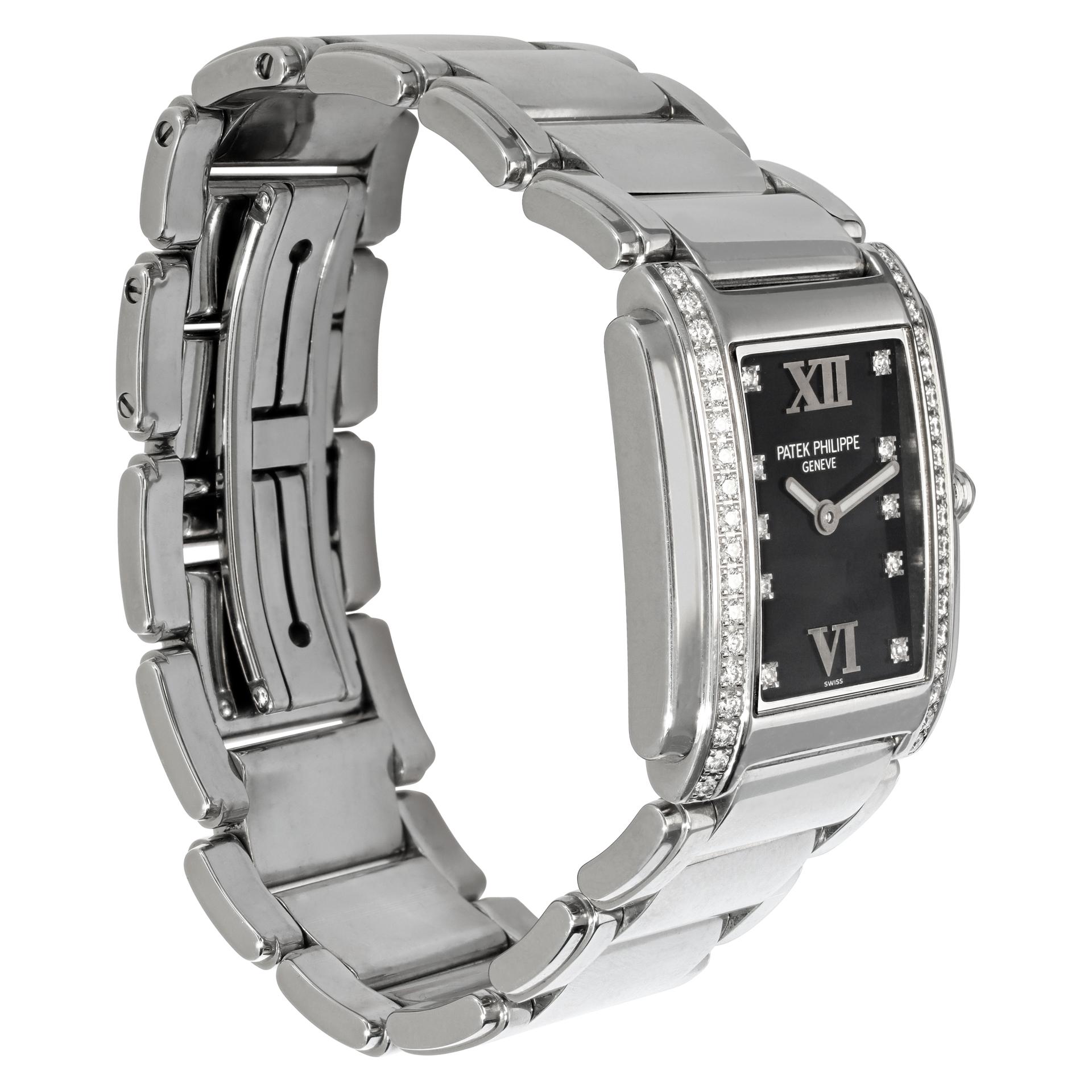 Patek Philippe Twenty 4 25mm 4910/010 In Excellent Condition In Surfside, FL