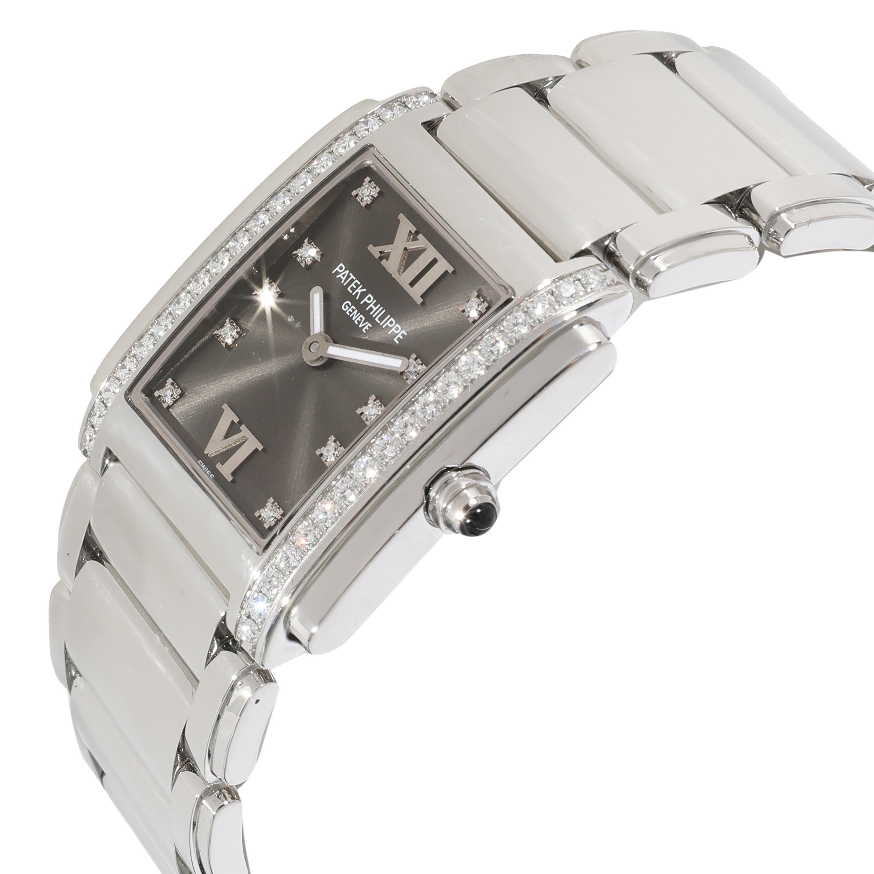 Patek Philippe Twenty-4 4910/10A-010 Women's Watch in Stainless Steel In Excellent Condition In New York, NY