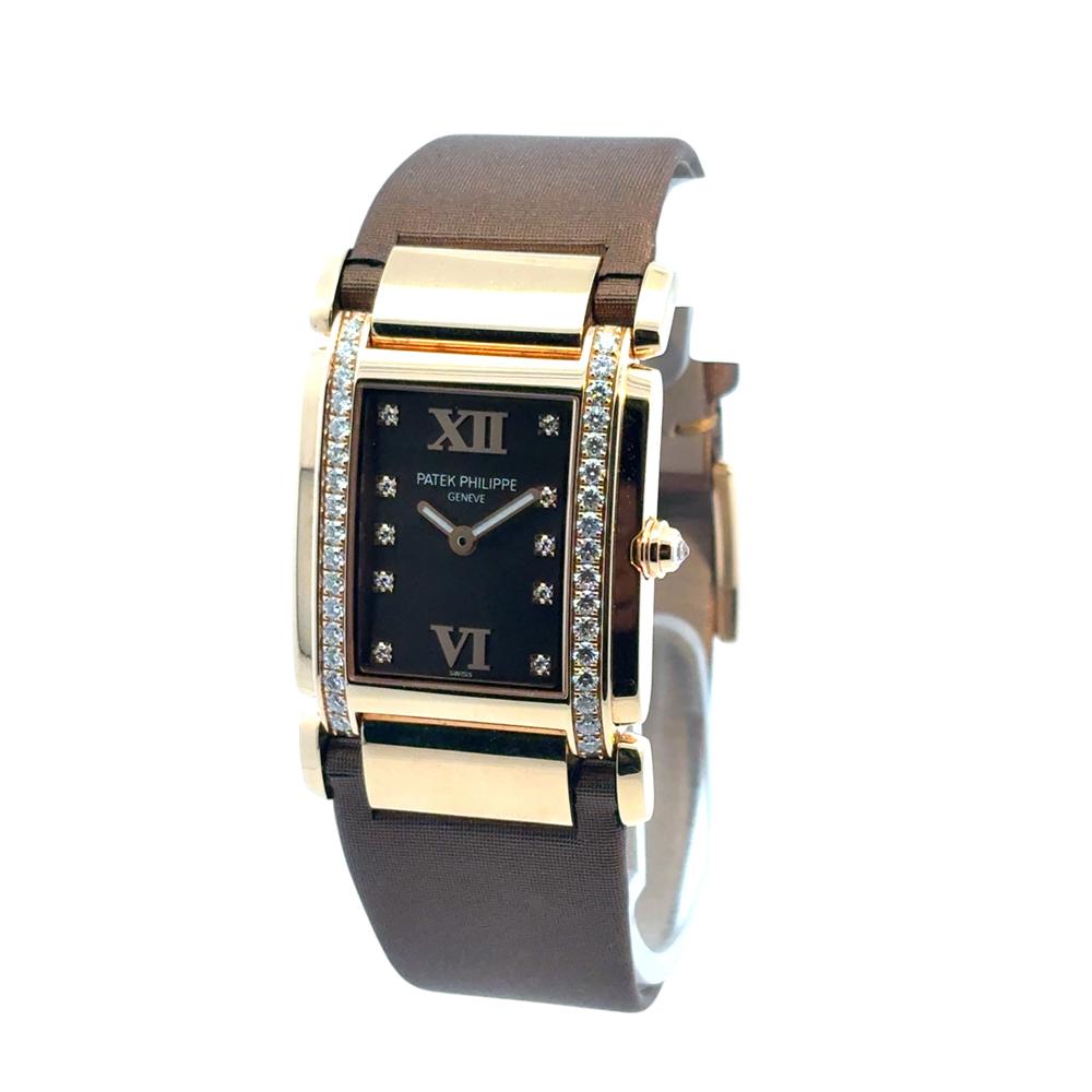 Patek Philippe Twenty-4 4920R-001 Montre chocolat en or rose 18 carats avec lunette en diamants en vente 9