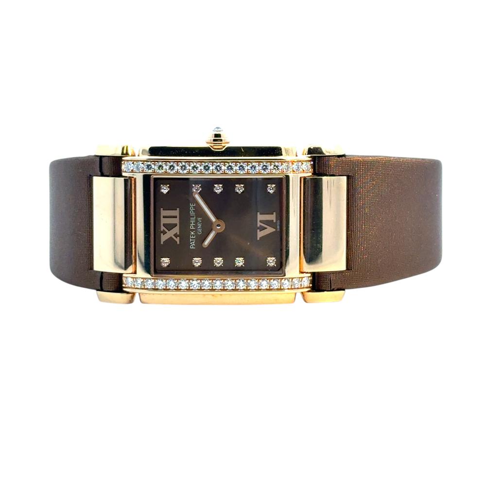 Patek Philippe Twenty-4 4920R-001 Montre chocolat en or rose 18 carats avec lunette en diamants en vente 12