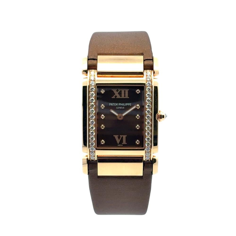Moderne Patek Philippe Twenty-4 4920R-001 Montre chocolat en or rose 18 carats avec lunette en diamants en vente