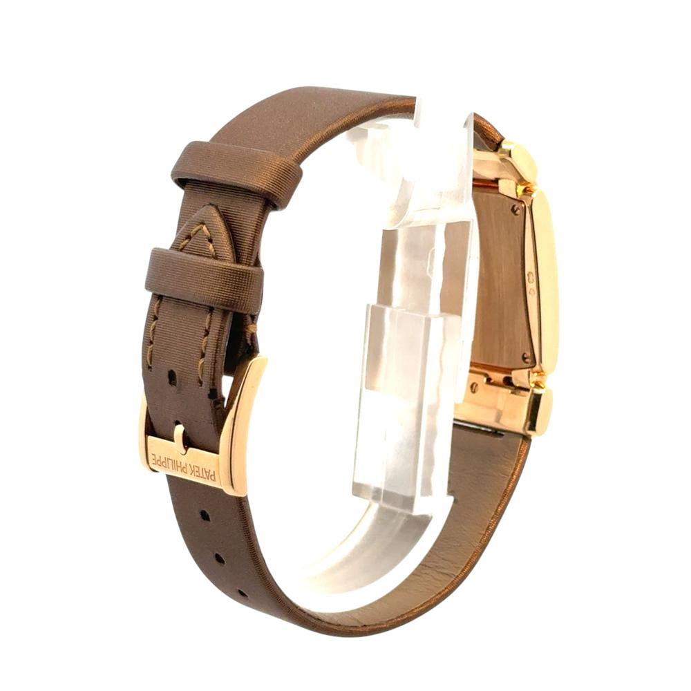Patek Philippe Twenty-4 4920R-001 Montre chocolat en or rose 18 carats avec lunette en diamants en vente 2
