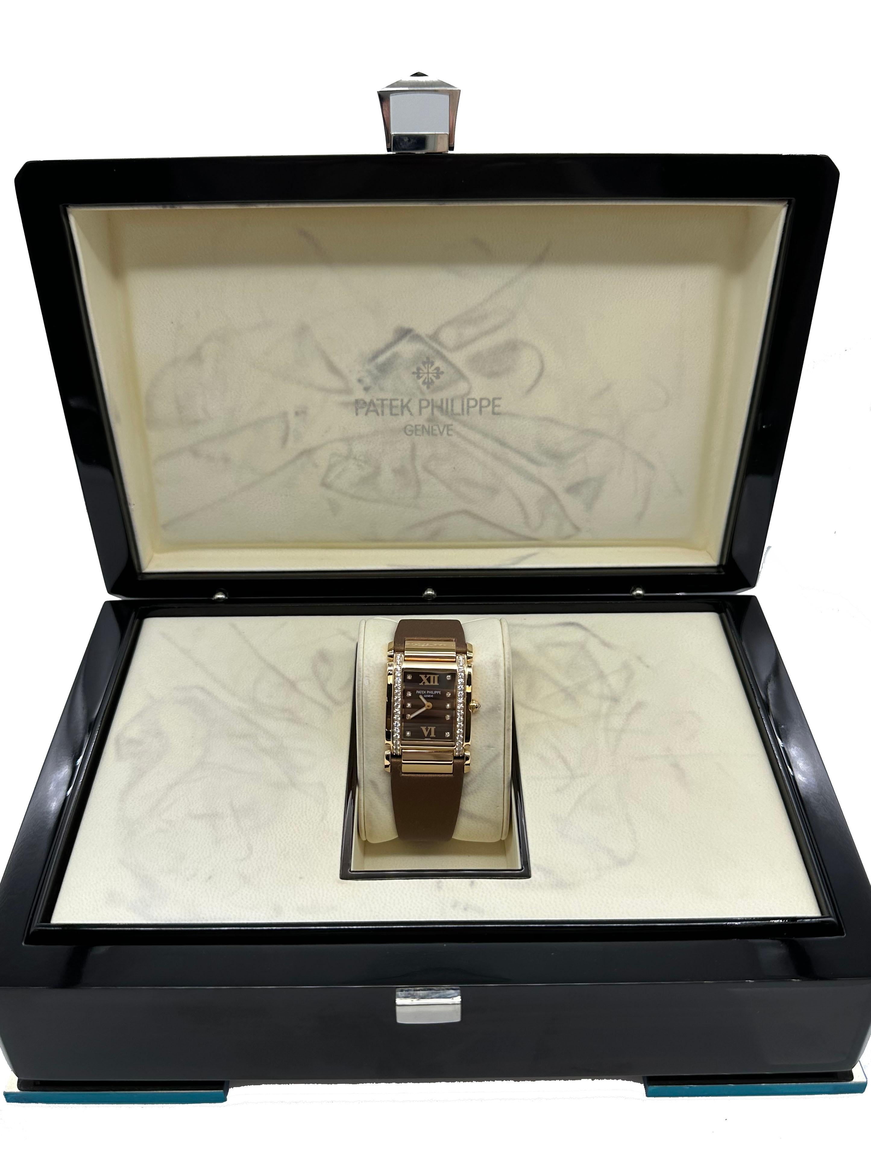 Patek Philippe Twenty 4 4920R-001 Diamant-Lünette Schokoladen-Zifferblatt 18K Roségold im Zustand „Hervorragend“ im Angebot in San Diego, CA