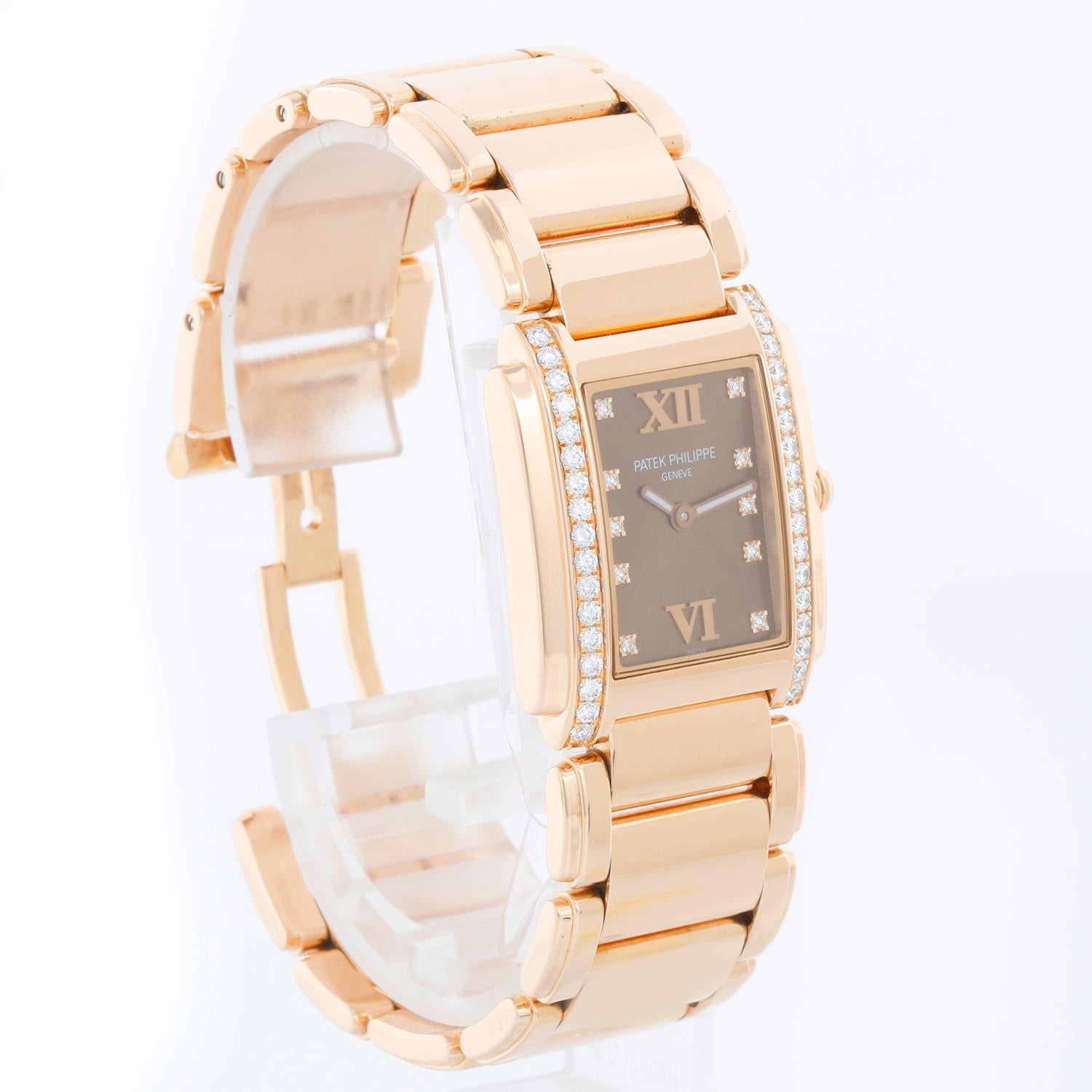 Patek Philippe Twenty-4 Ladies 18k Rose Gold & Diamond Watch 4910/11R In Excellent Condition For Sale In Dallas, TX