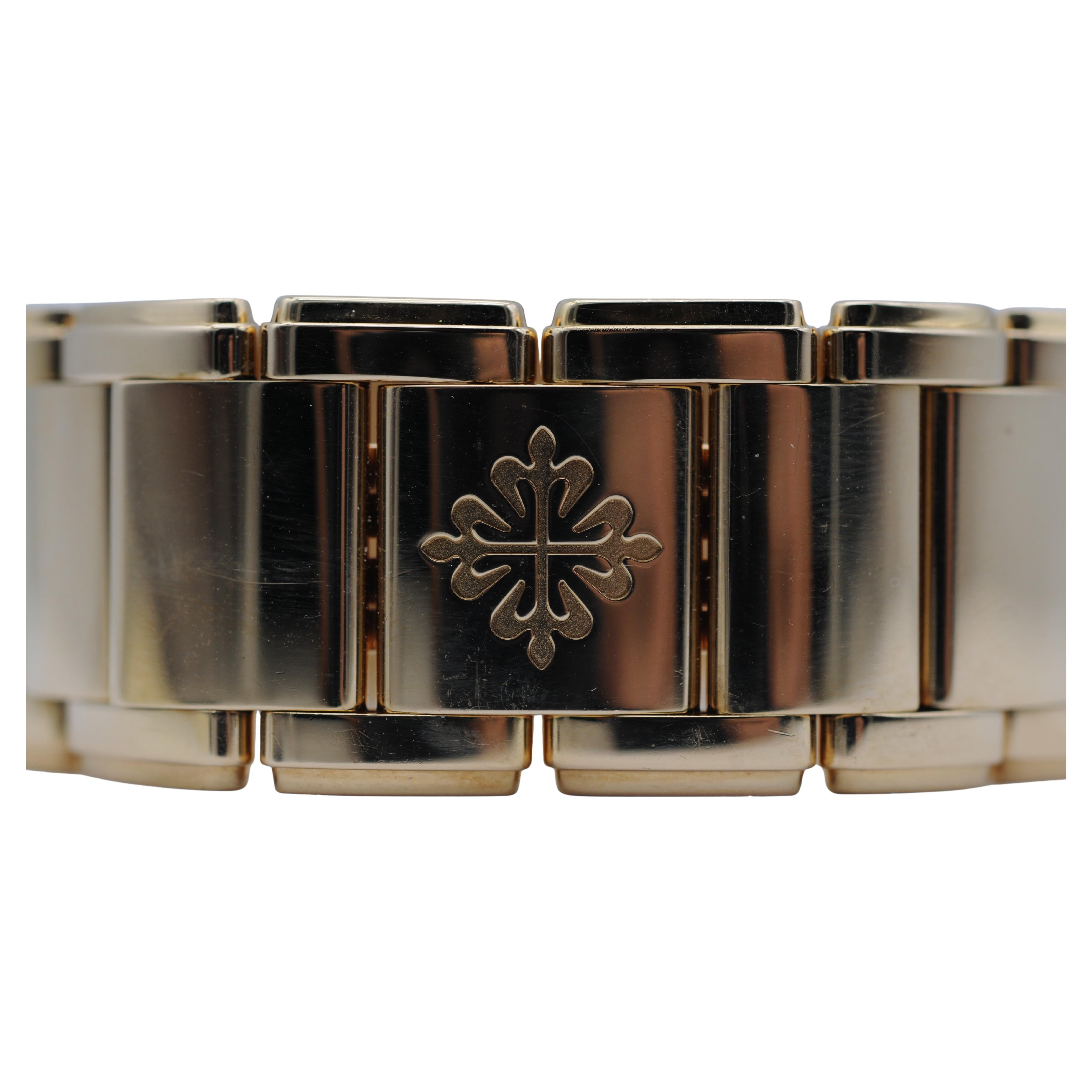 Women's Patek Philippe Twenty~4 4910 in 18k yellow gold and diamond For Sale