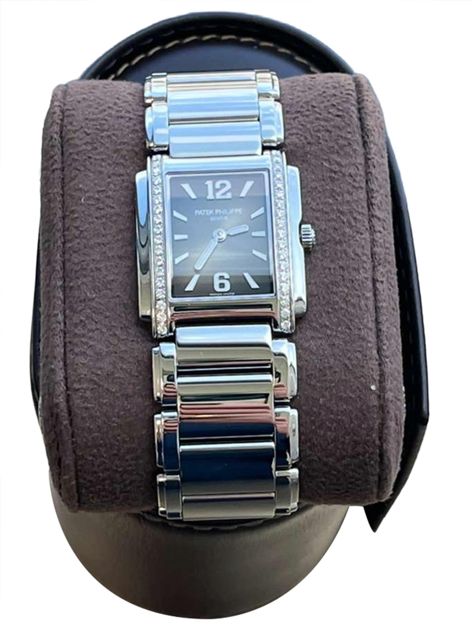 Patek Philippe Twenty~4 Quadrante grigio a raggiera Orologio da donna in acciaio con diamanti 4910/1200A in vendita 9