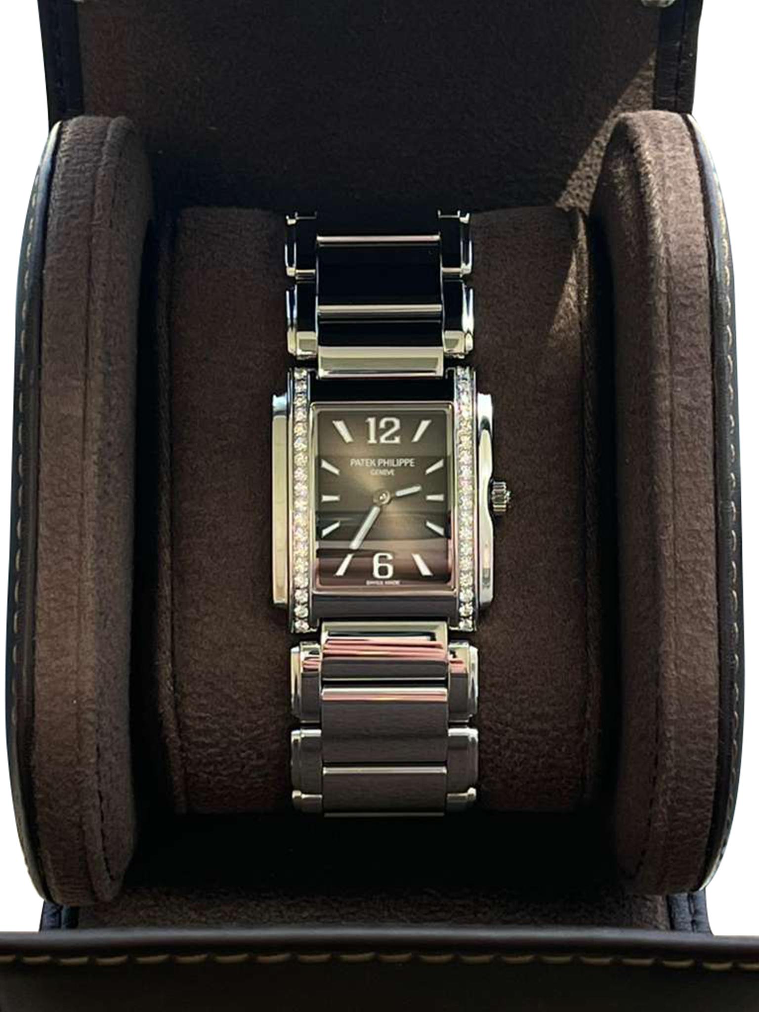 Patek Philippe Twenty~4 Quadrante grigio a raggiera Orologio da donna in acciaio con diamanti 4910/1200A in vendita 2