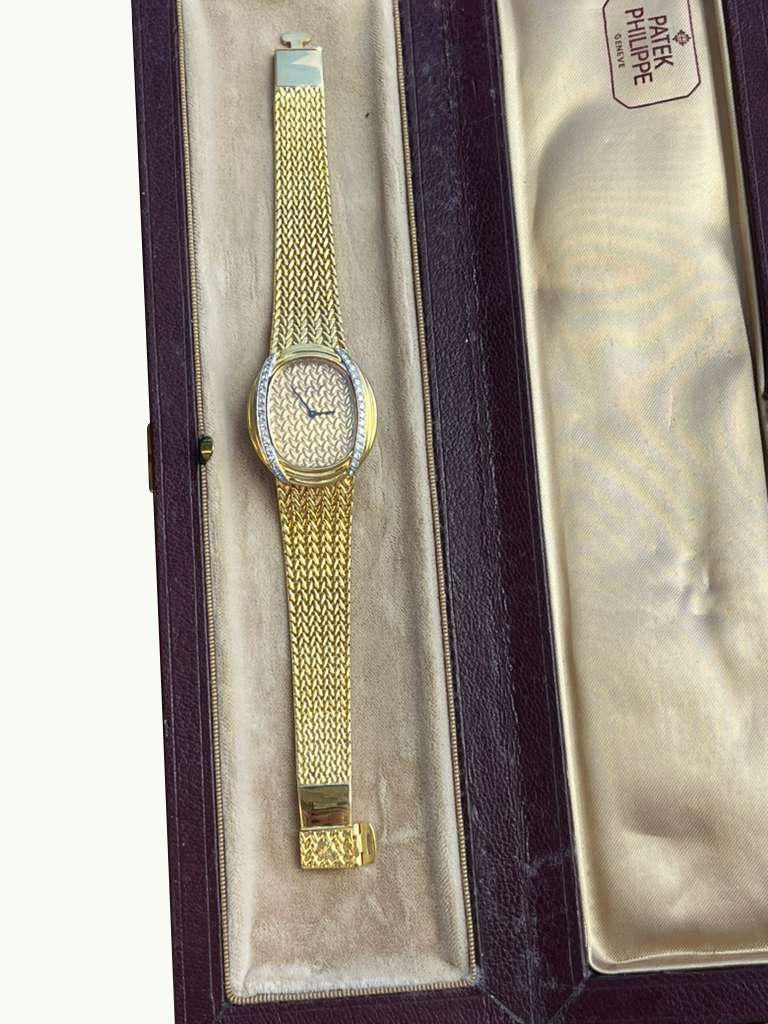 Patek Philippe Vintage 18K Gelbgold Diamant Handaufzugsuhr Uhr 4288 (Modernistisch) im Angebot