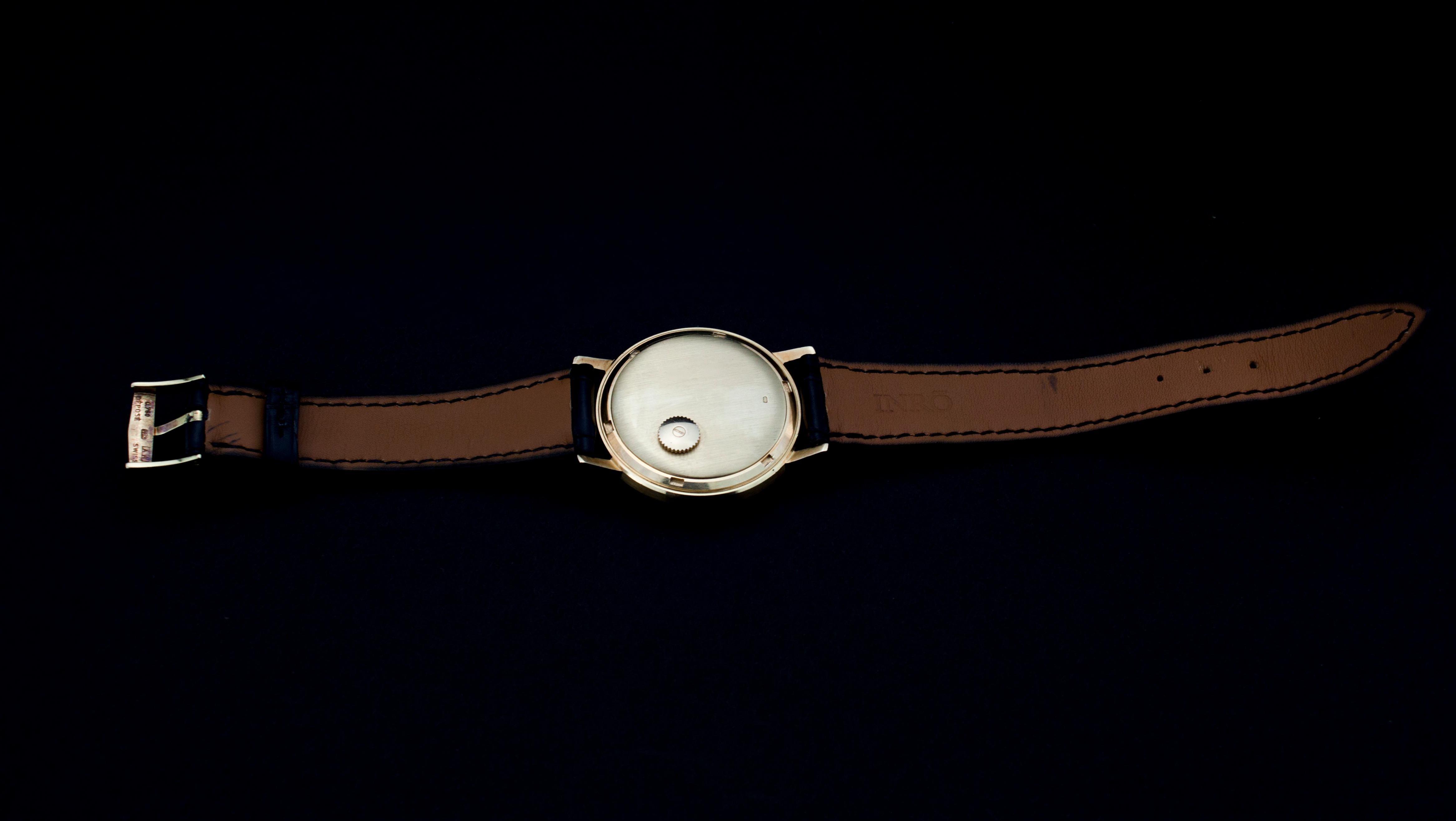Patek Philippe Vintage 18 Karat Gold Manual Winding Watch, 1970s 3
