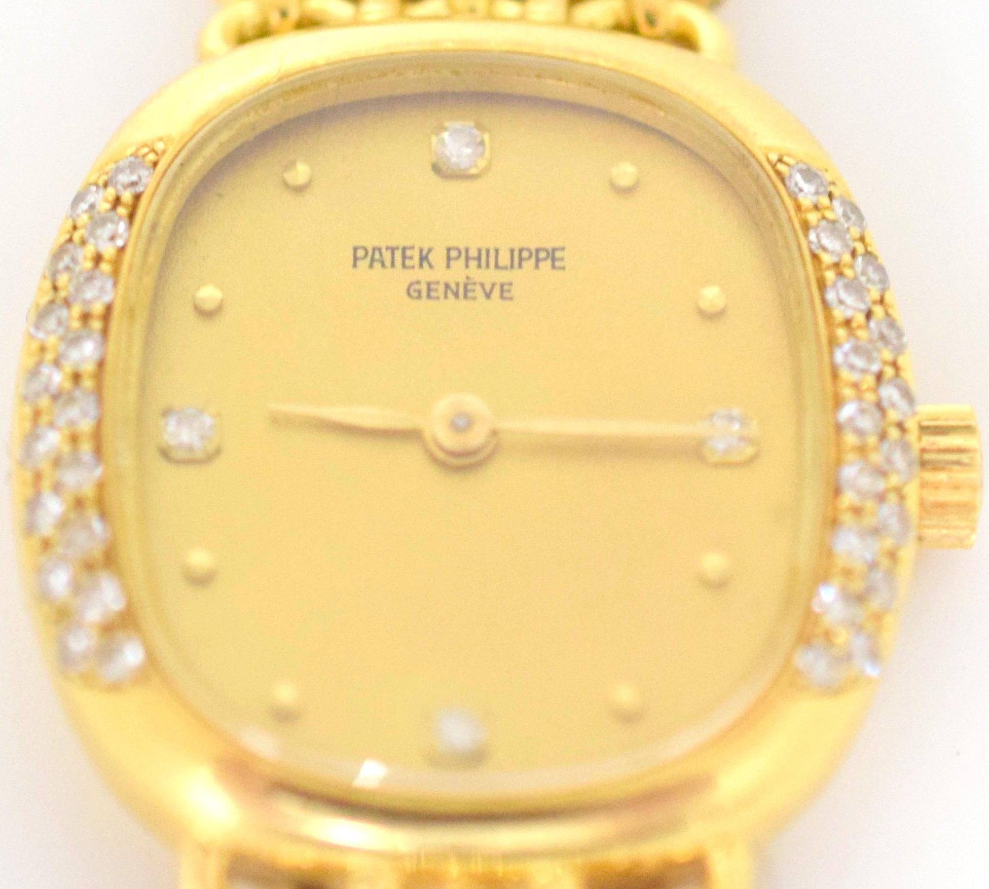 Round Cut Patek Philippe Vintage #4514 Diamond 18 Karat Ladies Wristwatch