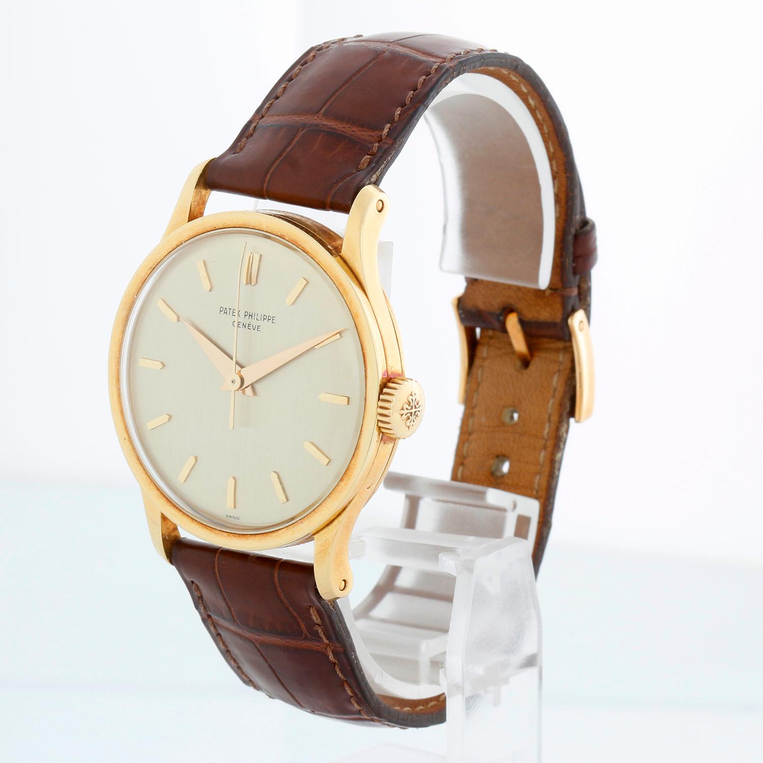 Patek Philippe Vintage Calatrava Men's Gold Watch Ref. 570 im Zustand „Gut“ im Angebot in Dallas, TX