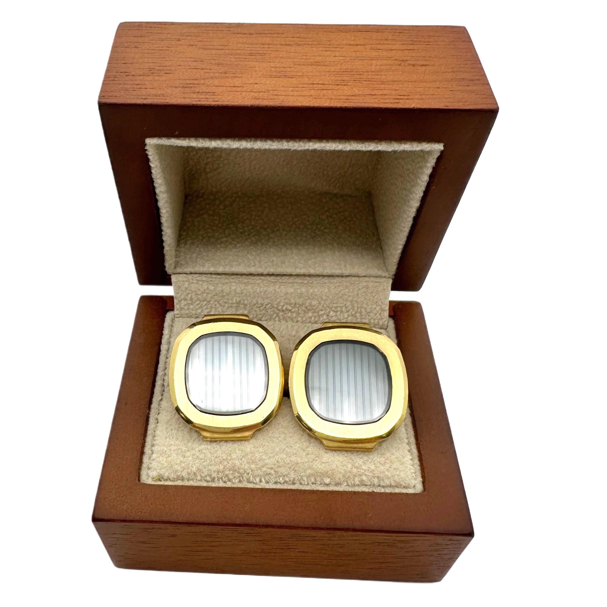 Patek Philippe Vintage Nautilus 18kt Yellow Gold & Sapphire Crystal Cuff Links In Good Condition For Sale In San Diego, CA