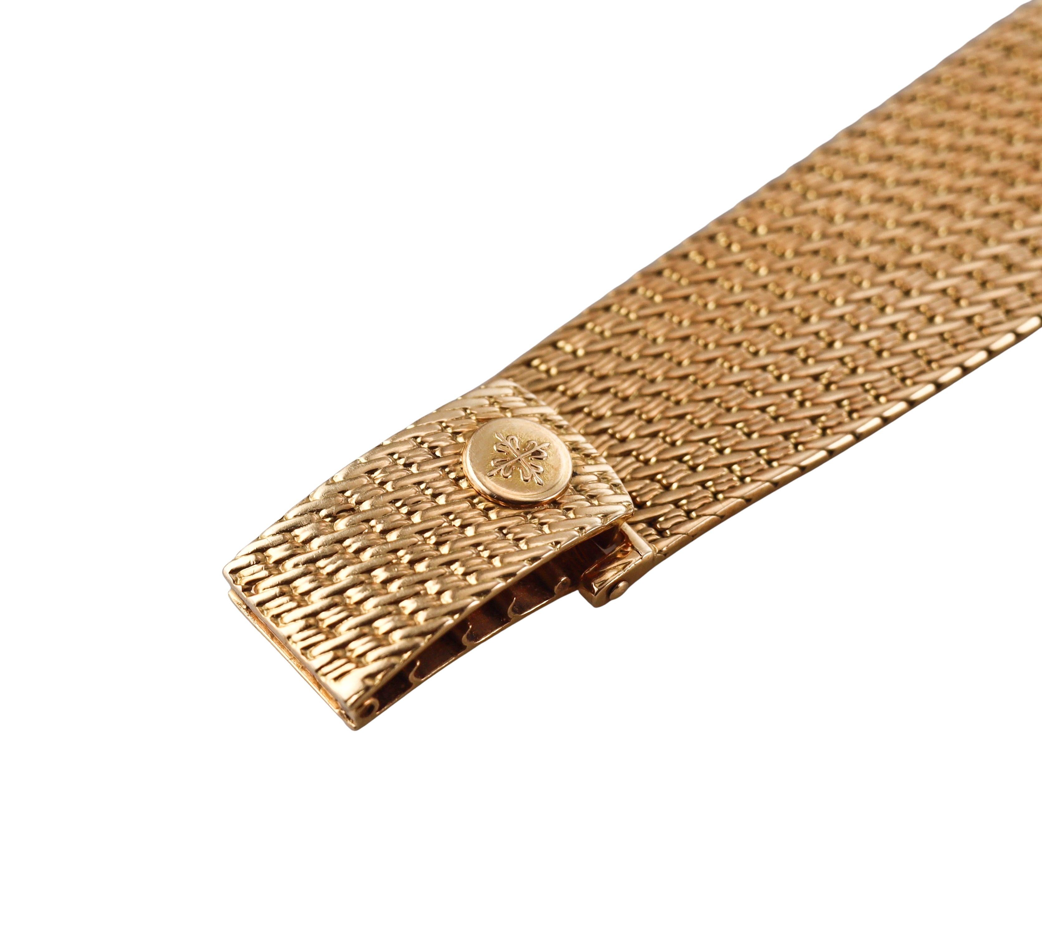 Montre pour homme Patek Philippe Vintage en or jaune Excellent état à New York, NY