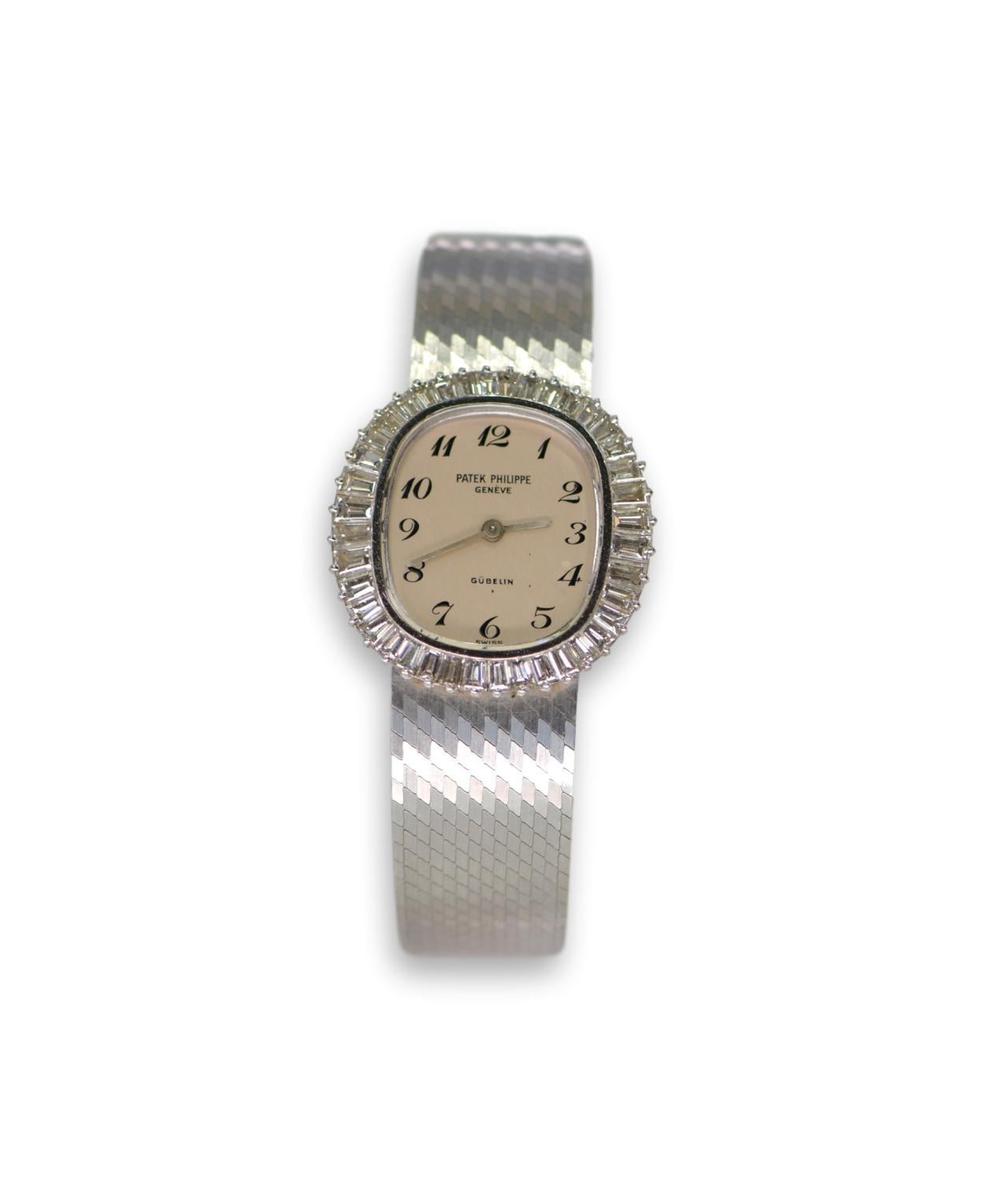 Uhr von Patek Philippe, Weißgold Baguette-Diamantarmband, Handaufzug 'Ref 4138' (Baguetteschliff) im Angebot