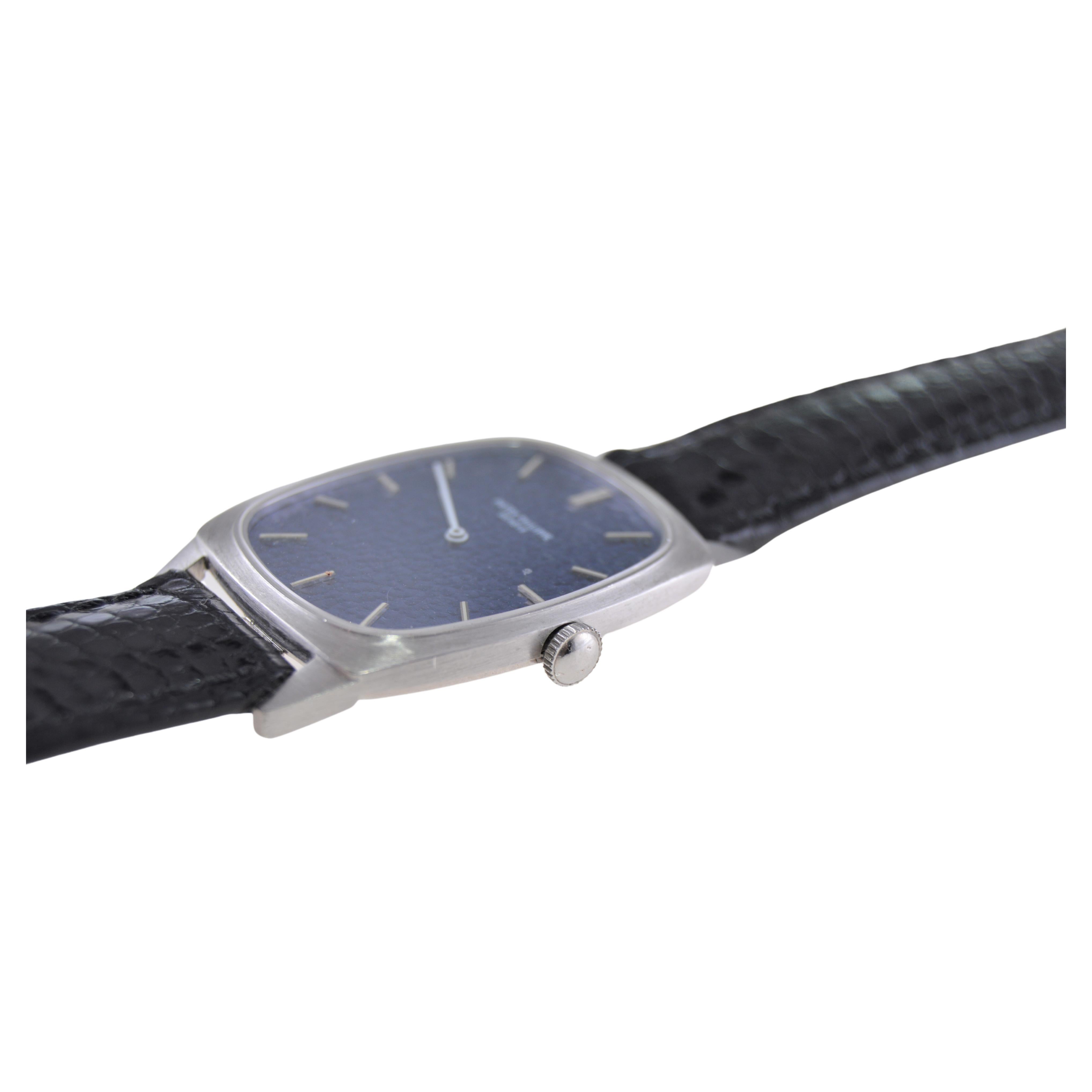 Patek Philippe Montre de style robe en or blanc avec cadran d'origine 3