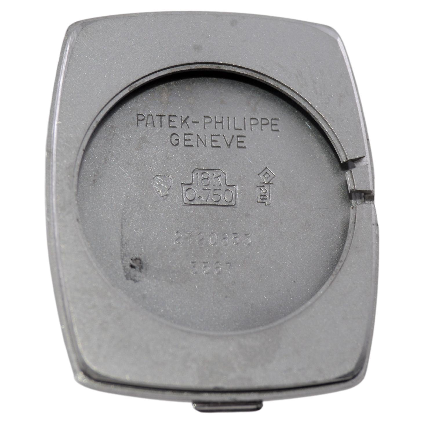 Patek Philippe Montre de style robe en or blanc avec cadran d'origine 6