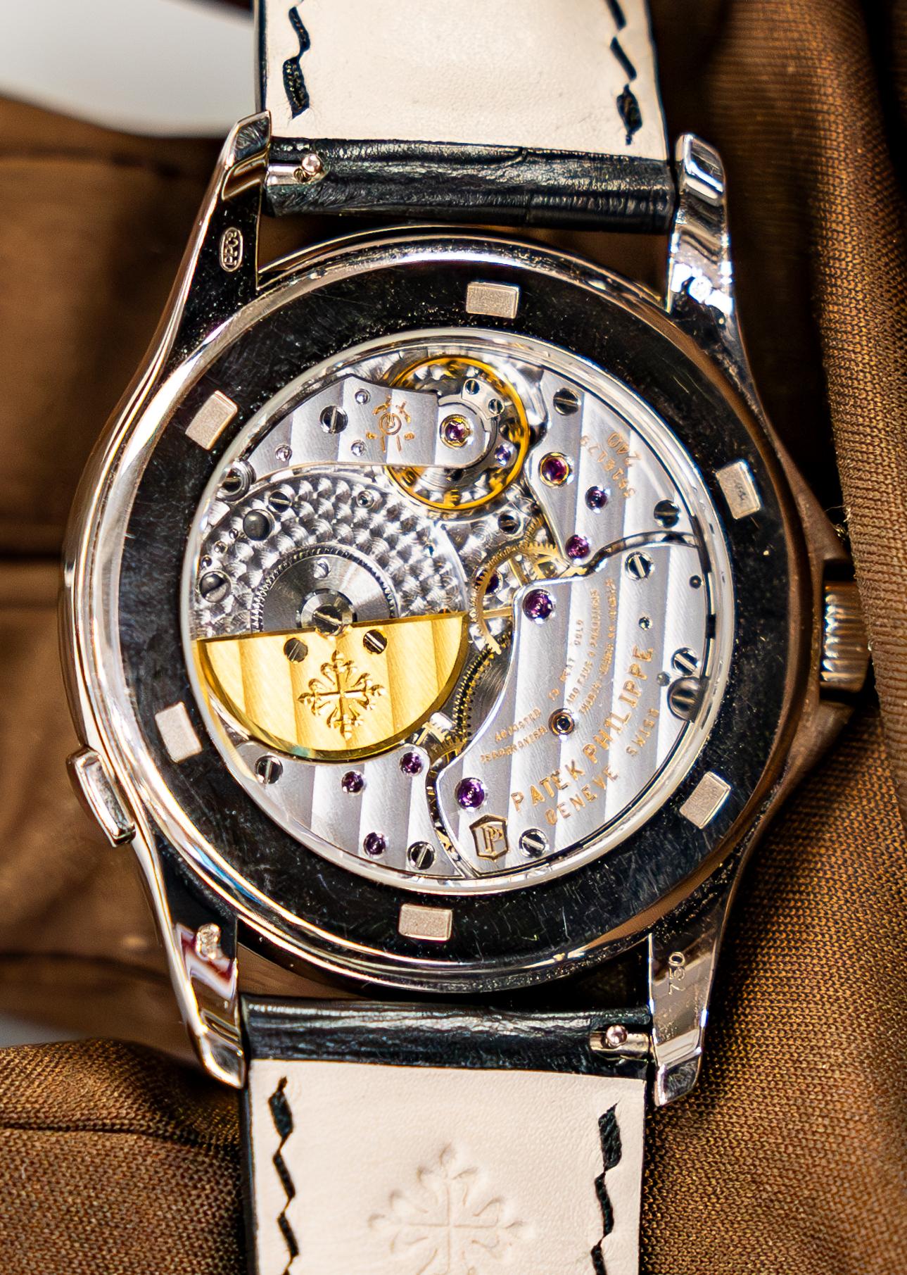 Patek Philippe Weltzeit
5130g

sehr guter Zustand 

Nur beobachten