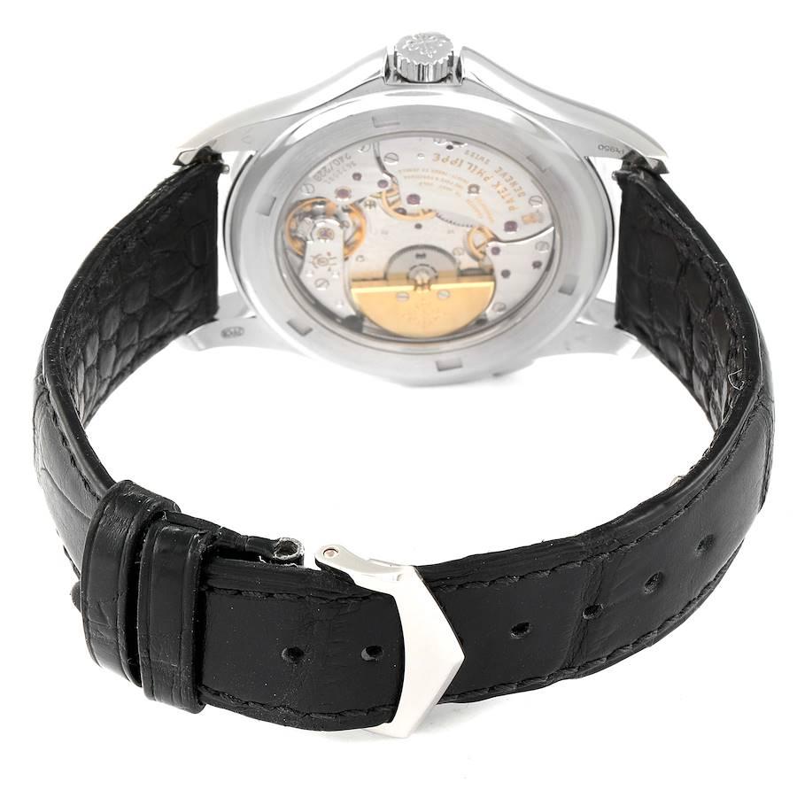 Platin-Herrenuhr 5130 von Patek Philippe, World Time Complications im Angebot 5