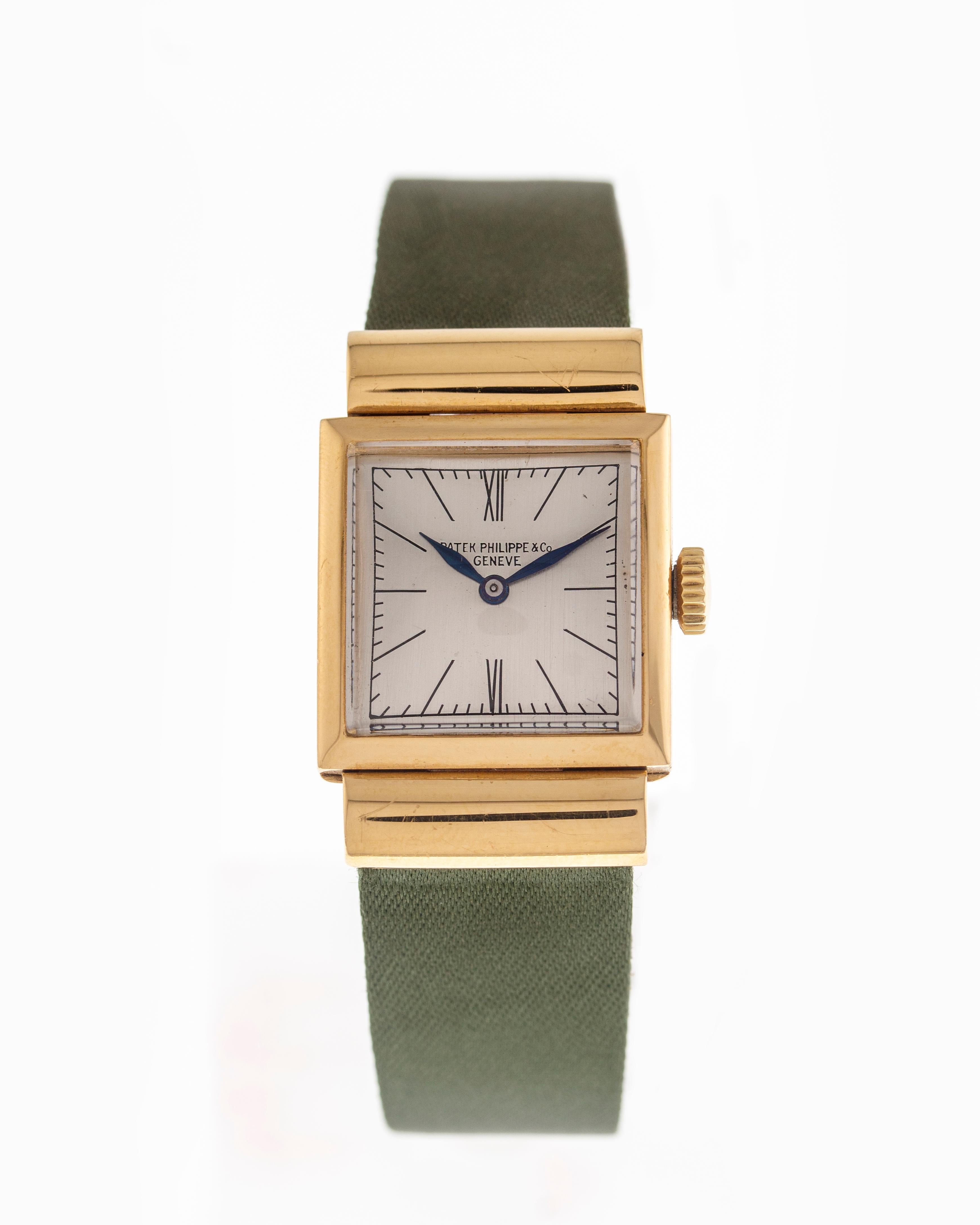Patek Philippe Wrist Lady Watch 18 Carat Yellow Gold In Good Condition For Sale In Milan, IT