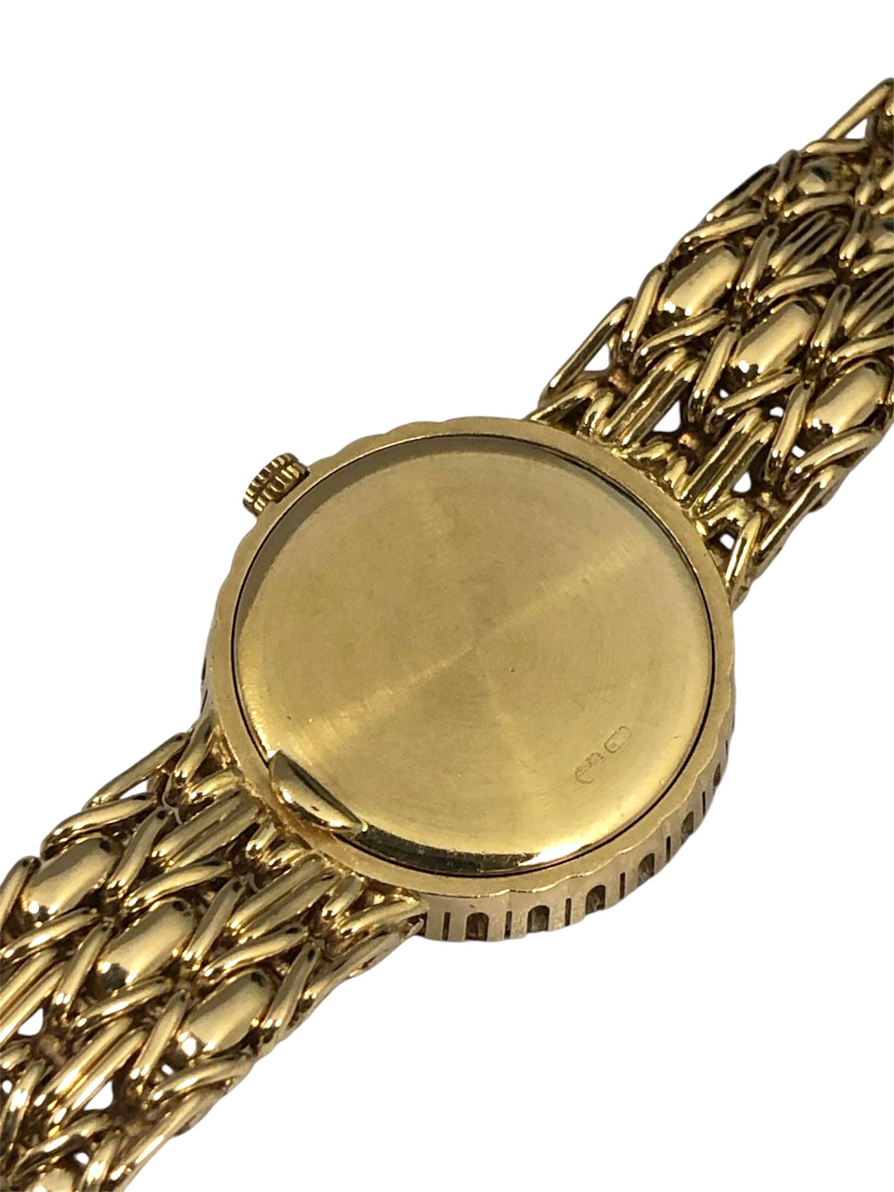 Taille ronde Patek Philippe Montre-bracelet pour dames en or jaune et diamants Ref 4506/1 en vente