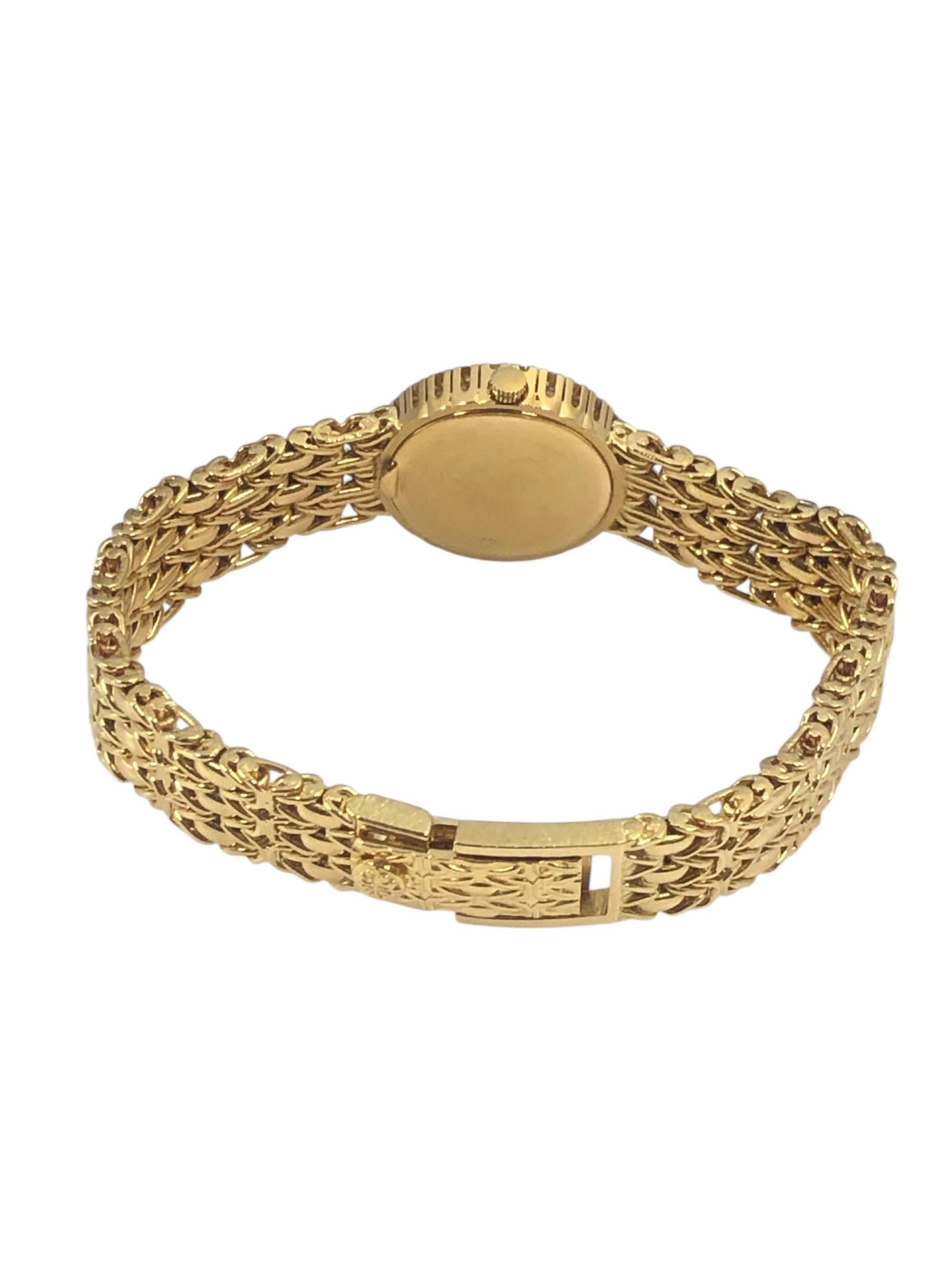 Patek Philippe Montre-bracelet pour dames en or jaune et diamants Ref 4506/1 en vente 1