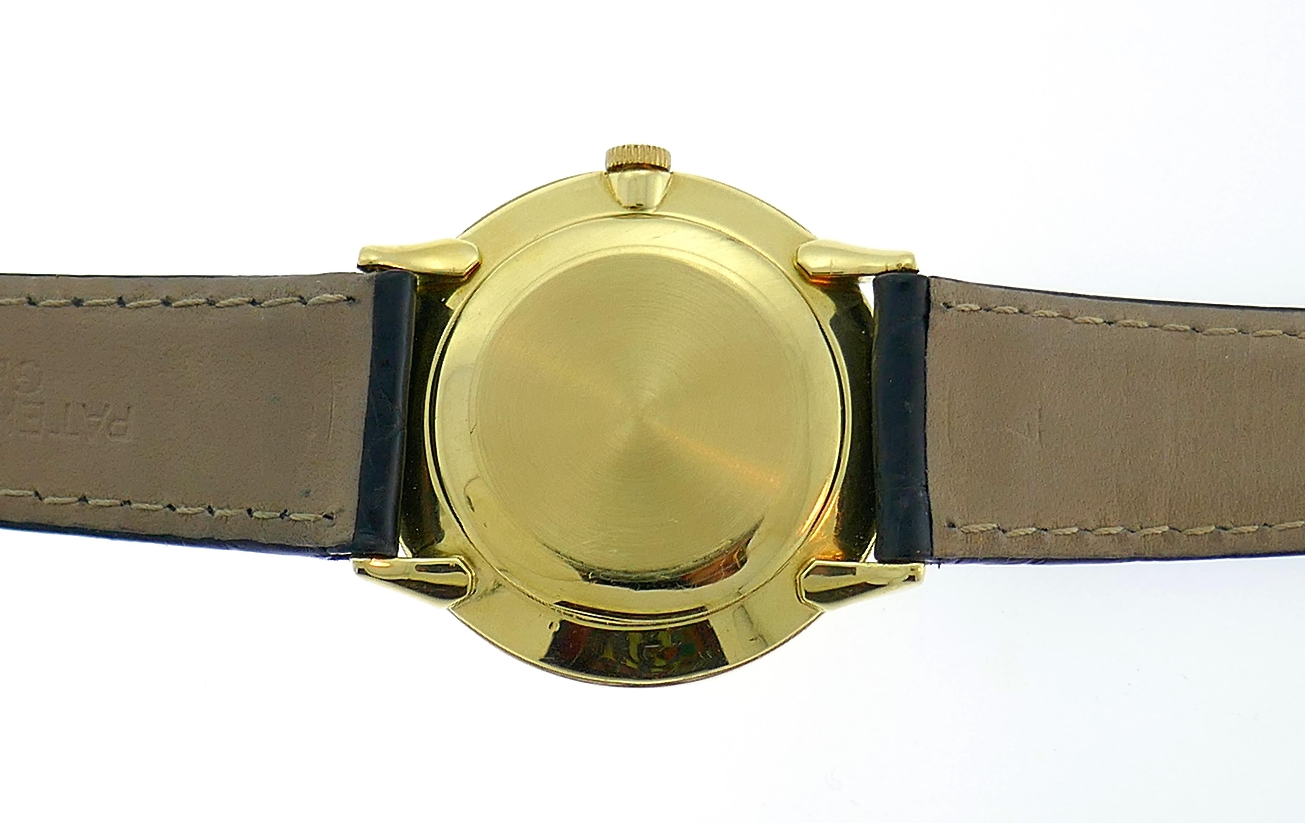 Patek Philippe Yellow Gold Manual Wind Wristwatch In Good Condition In Beverly Hills, CA