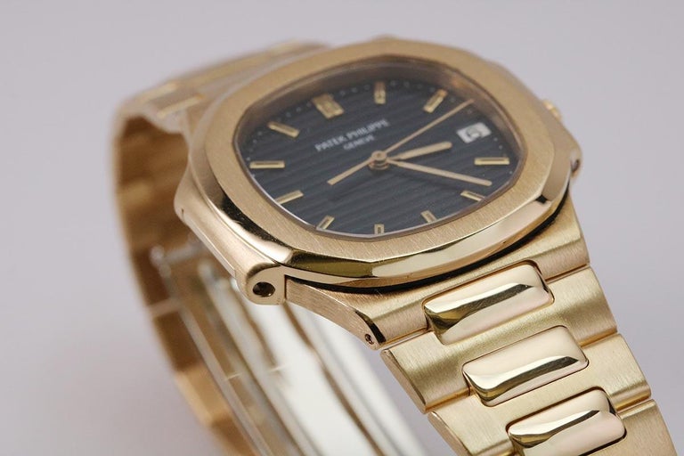 patek nautilus quartz
