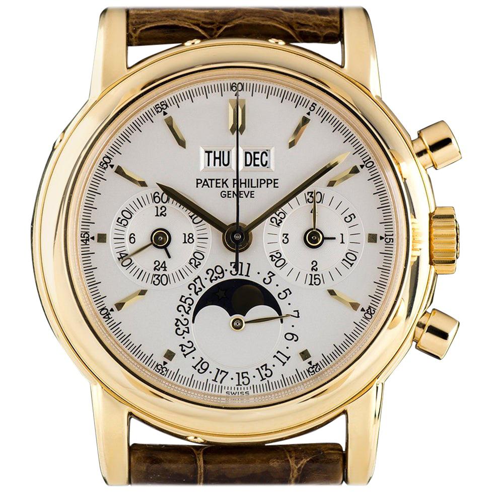 Patek Philippe Yellow Gold Perpetual Calendar Chronograph Manual Wind Wristwatch
