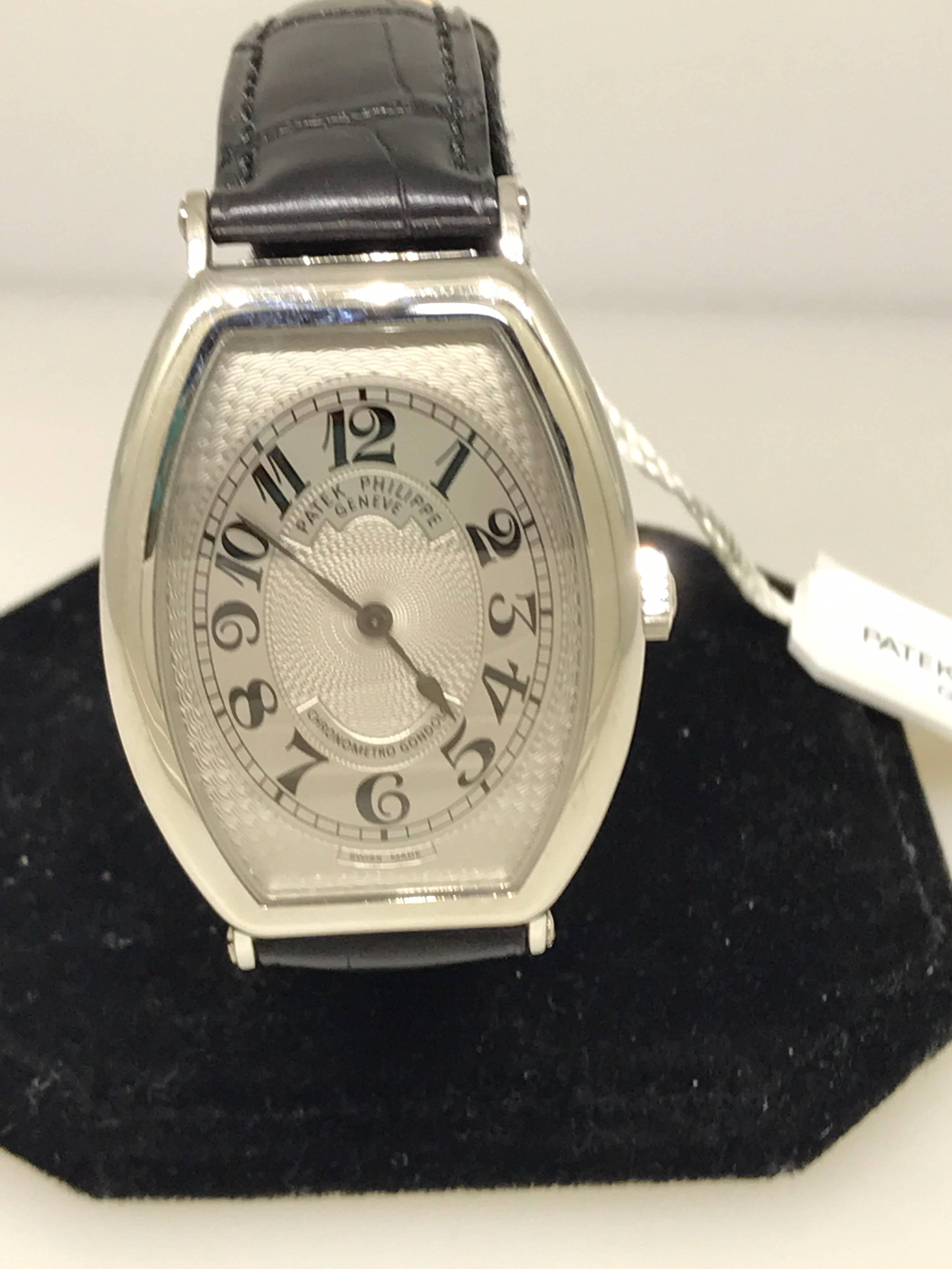 Patek Phillipe Gondolo Mechanical Platinum Black Leather Band Men's Watch 5098P In New Condition For Sale In New York, NY