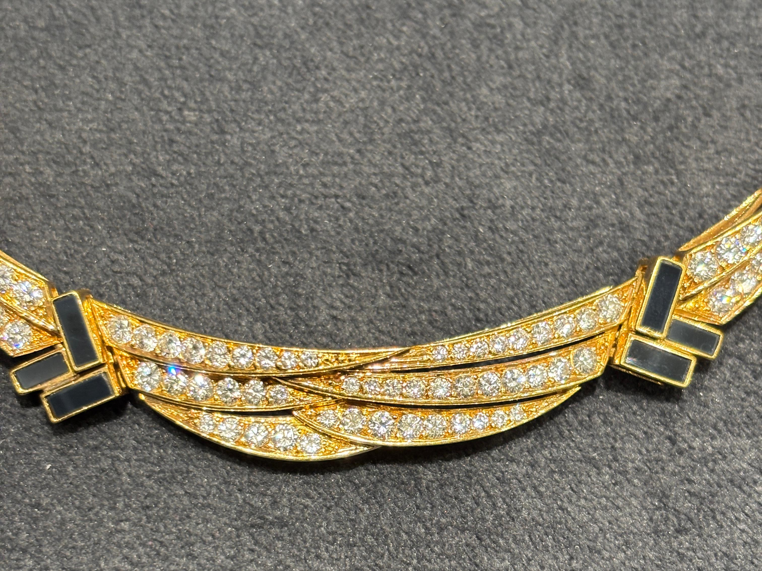 Contemporaneo Patek Phillippe girocollo in oro 18k, onice e diamanti con circa 6,5 carati di diamanti in vendita