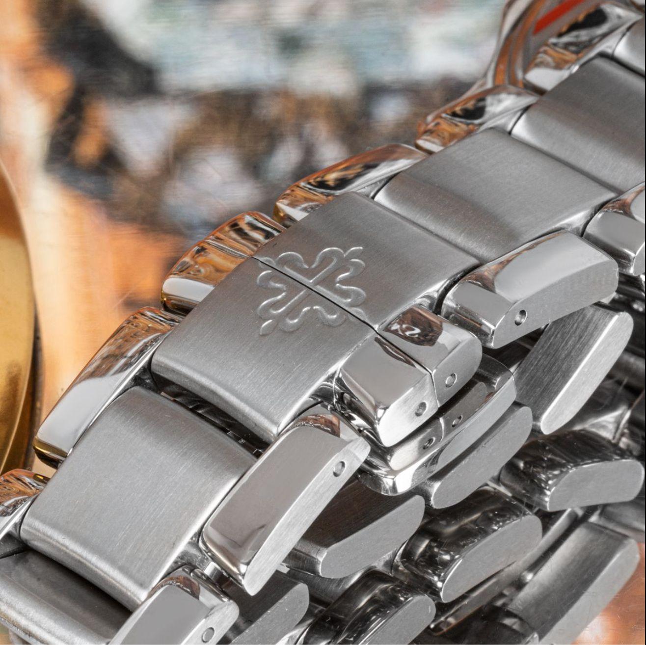 Women's Patek Phillippe Aquanaut Diamond Bezel Stainless Steel Watch