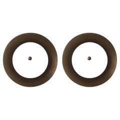 Pati - par de apliques de latón macizo y opalina de Candas Design