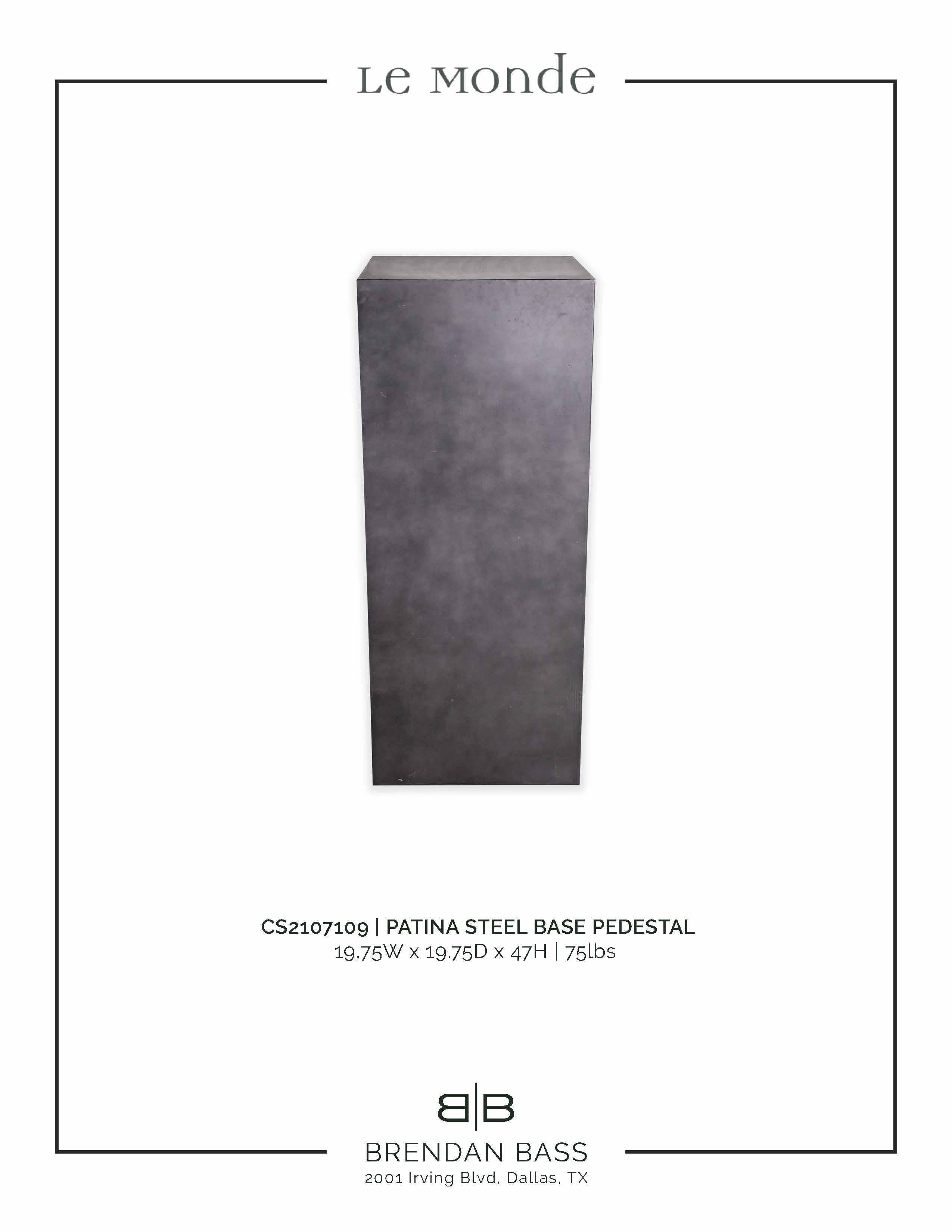 Patina Steel Display Pedestal In Good Condition In Dallas, TX