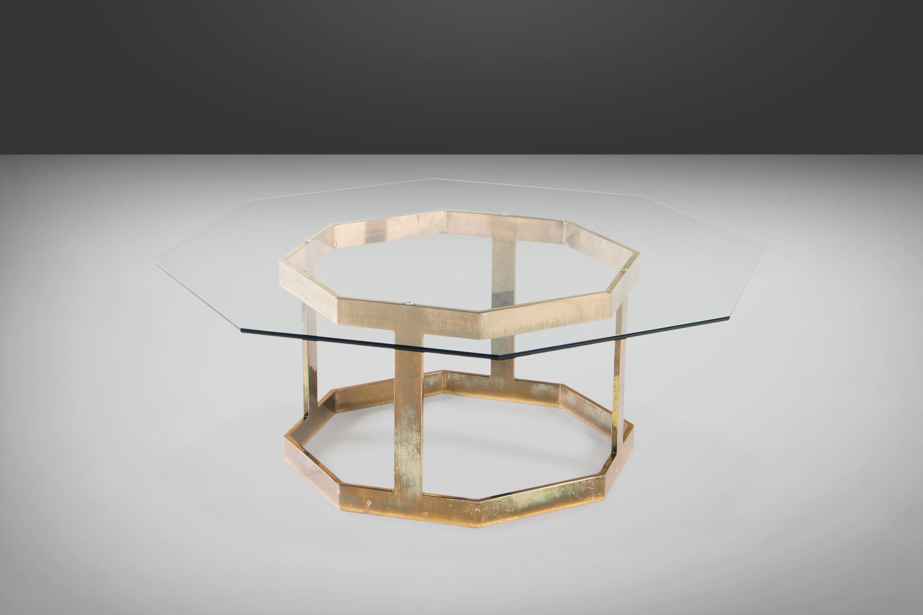 Mid-Century Modern Patinaed Brass Octagonal Coffee / Cocktail Table After Milo Baughman, c. 1970s For Sale