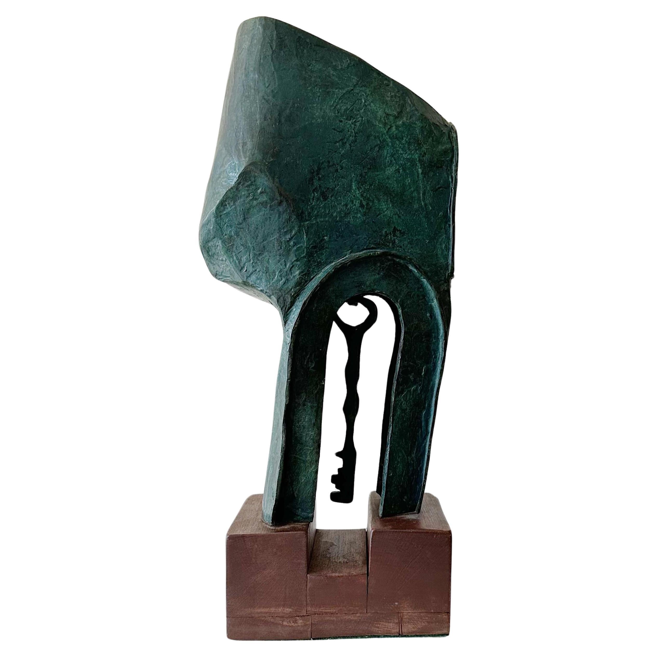 Patinierte abstrakte Bronzeskulptur aus der Mitte des Jahrhunderts, signiert