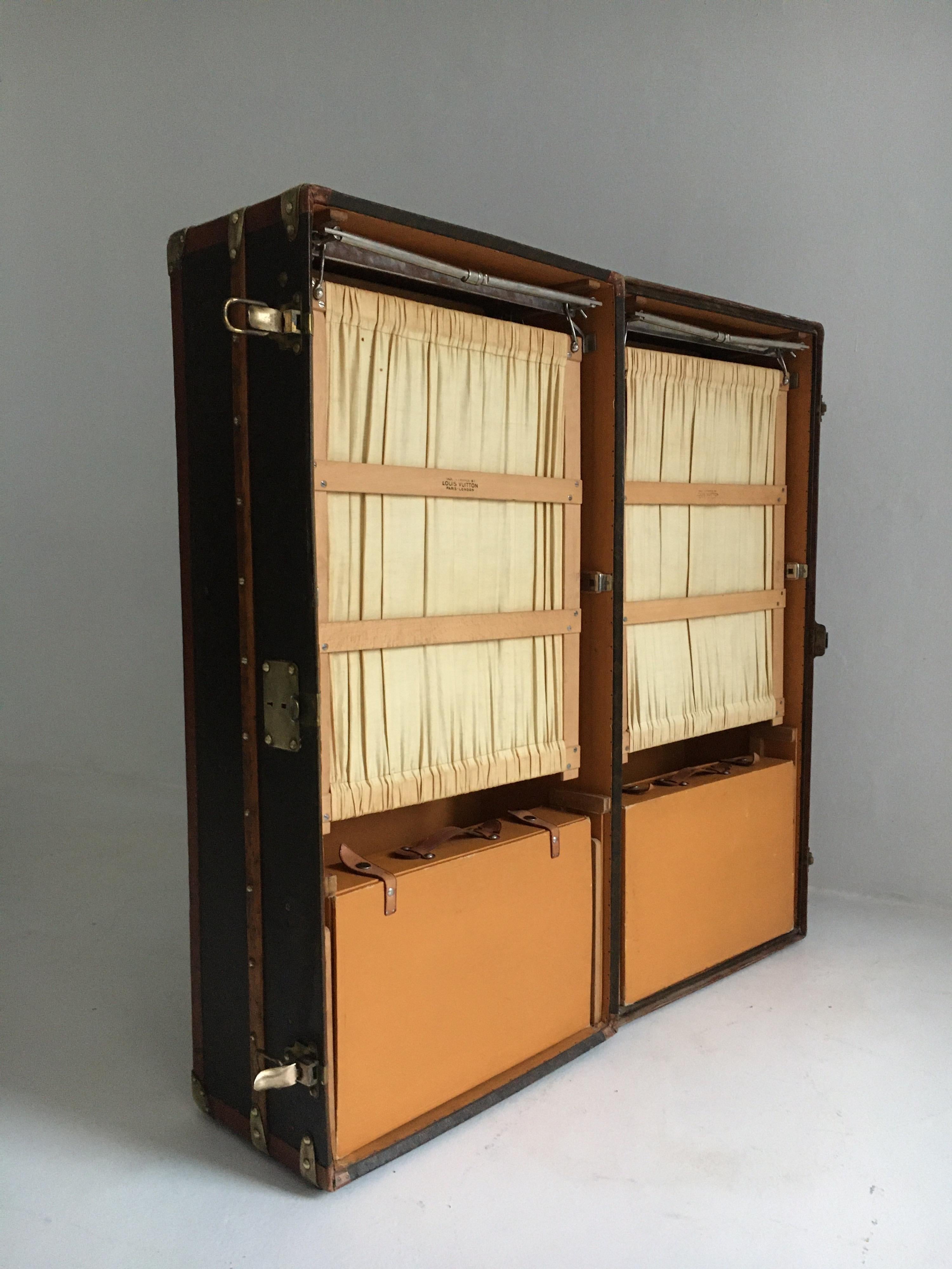 Early 20th Century Patinated Antique Louis Vuitton Double Wardrobe Trunk, France, 1920 For Sale